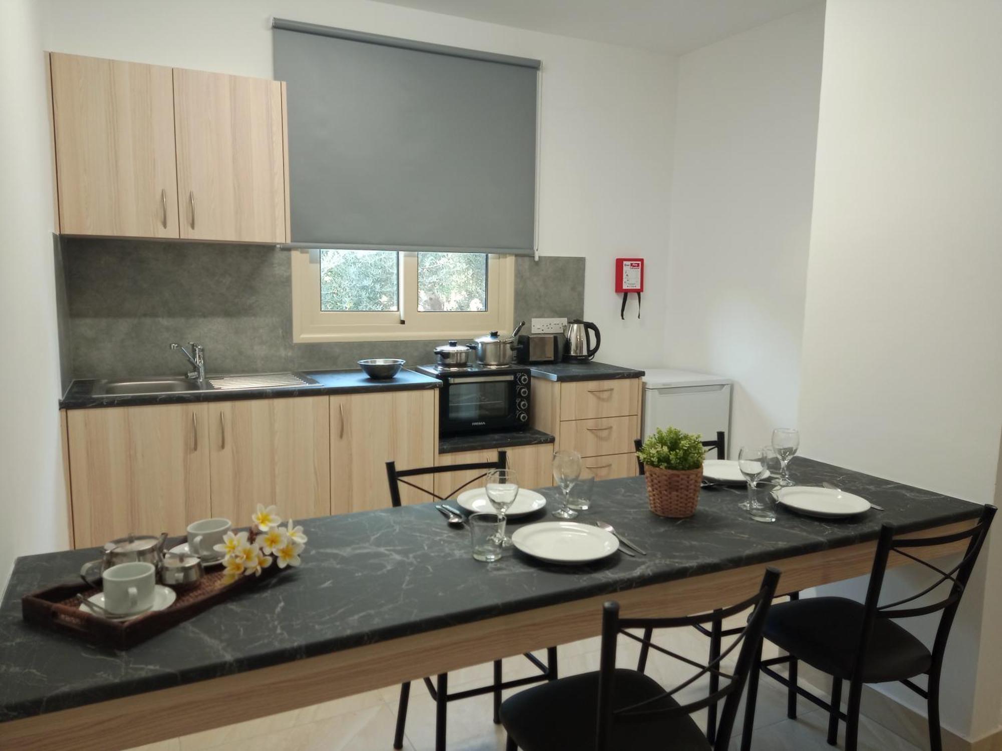 One-Bedroom Apartment Garden View