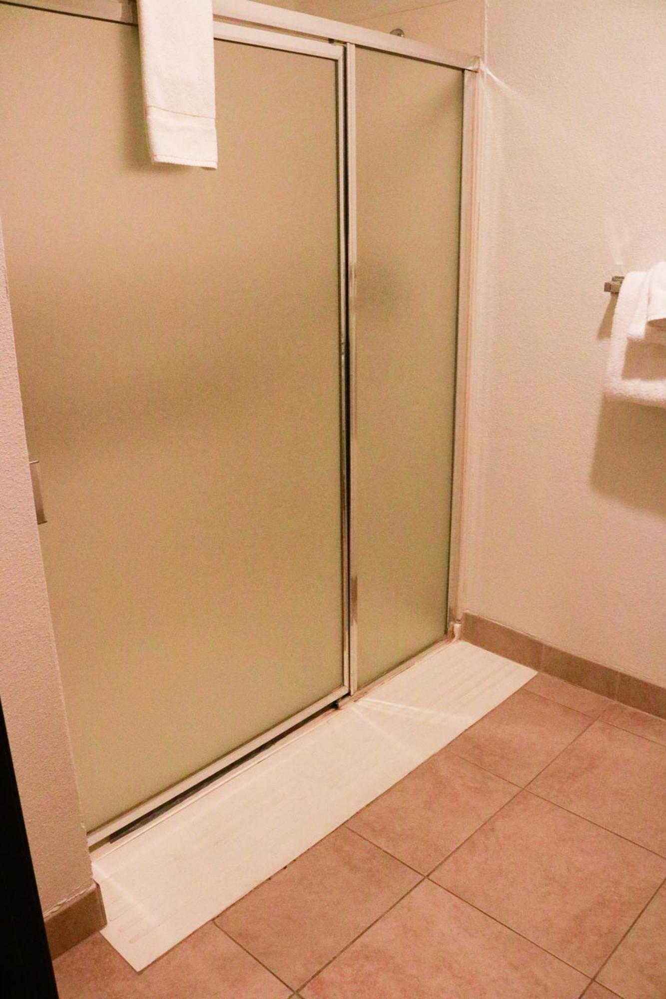 Superior Queen Room Roll Shower Mobility Accessible or Non-Smoking