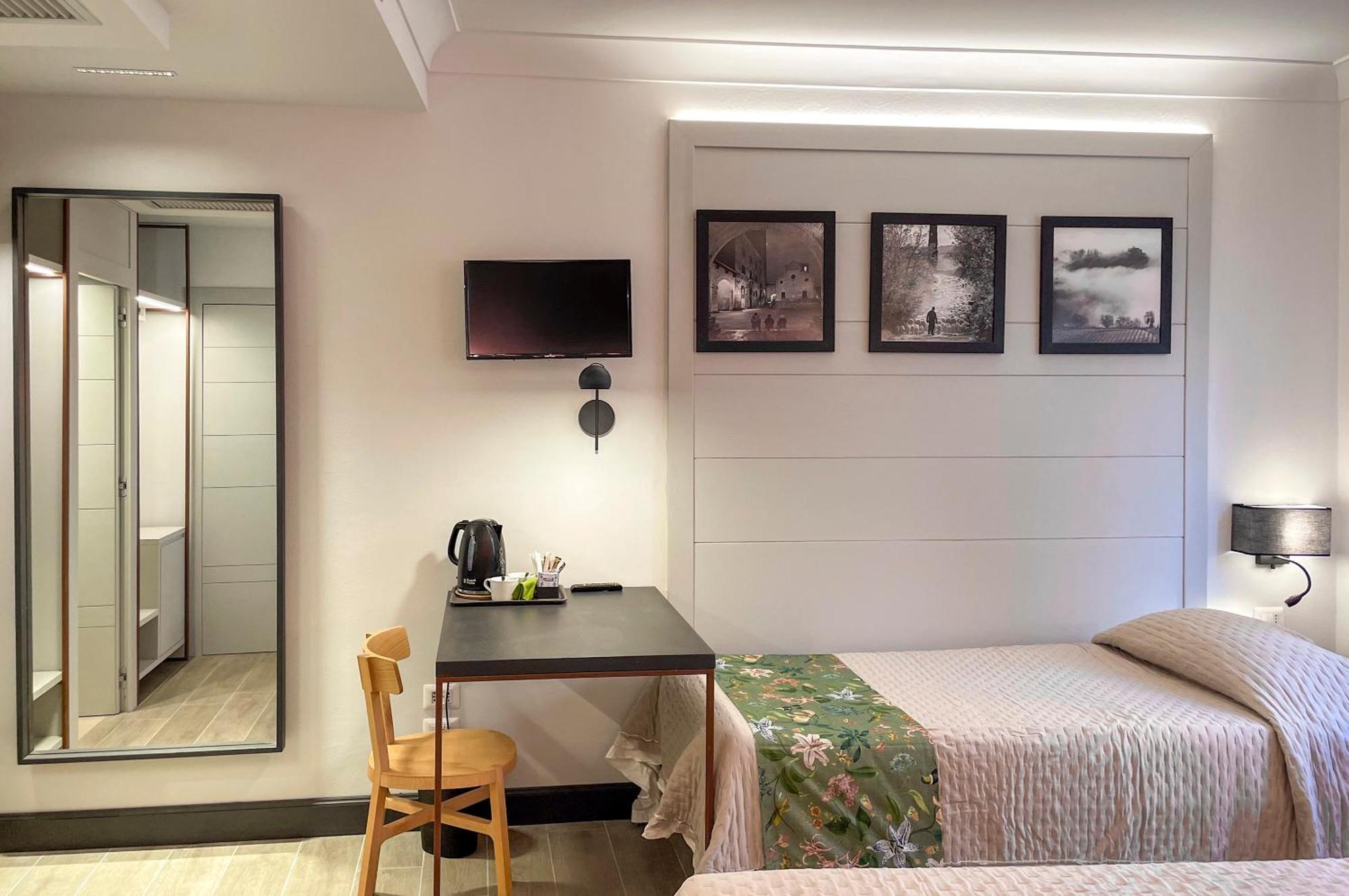 Triple Room