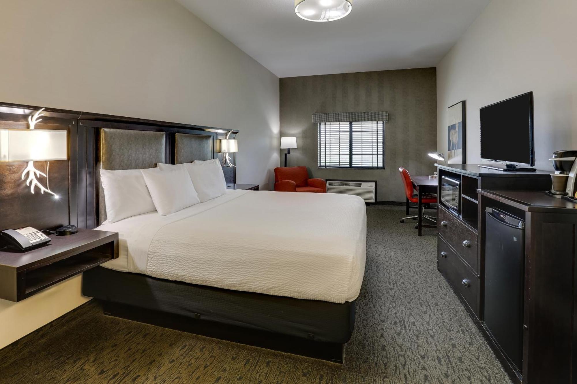 Deluxe King Room