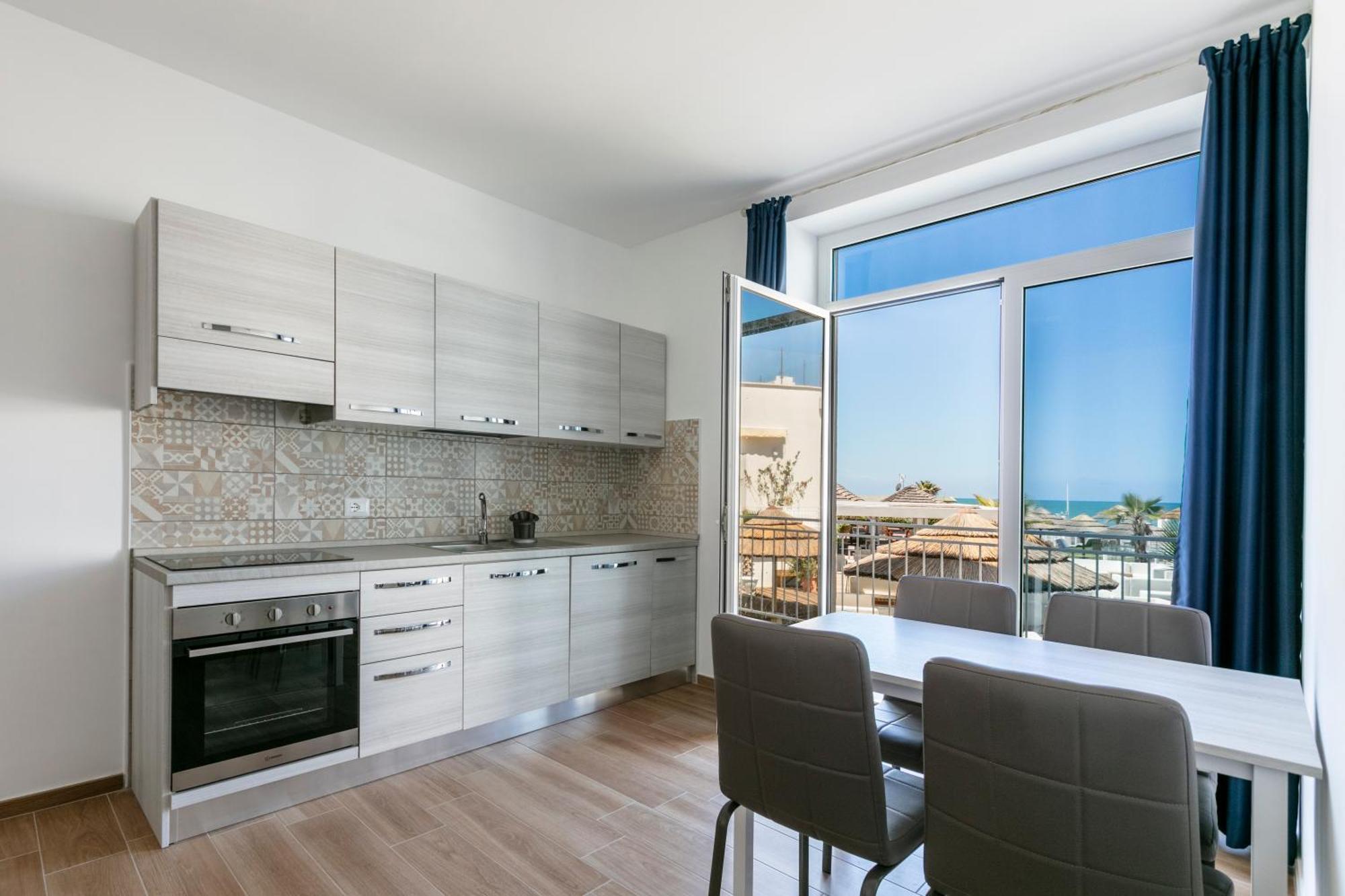 Apartment Sea View