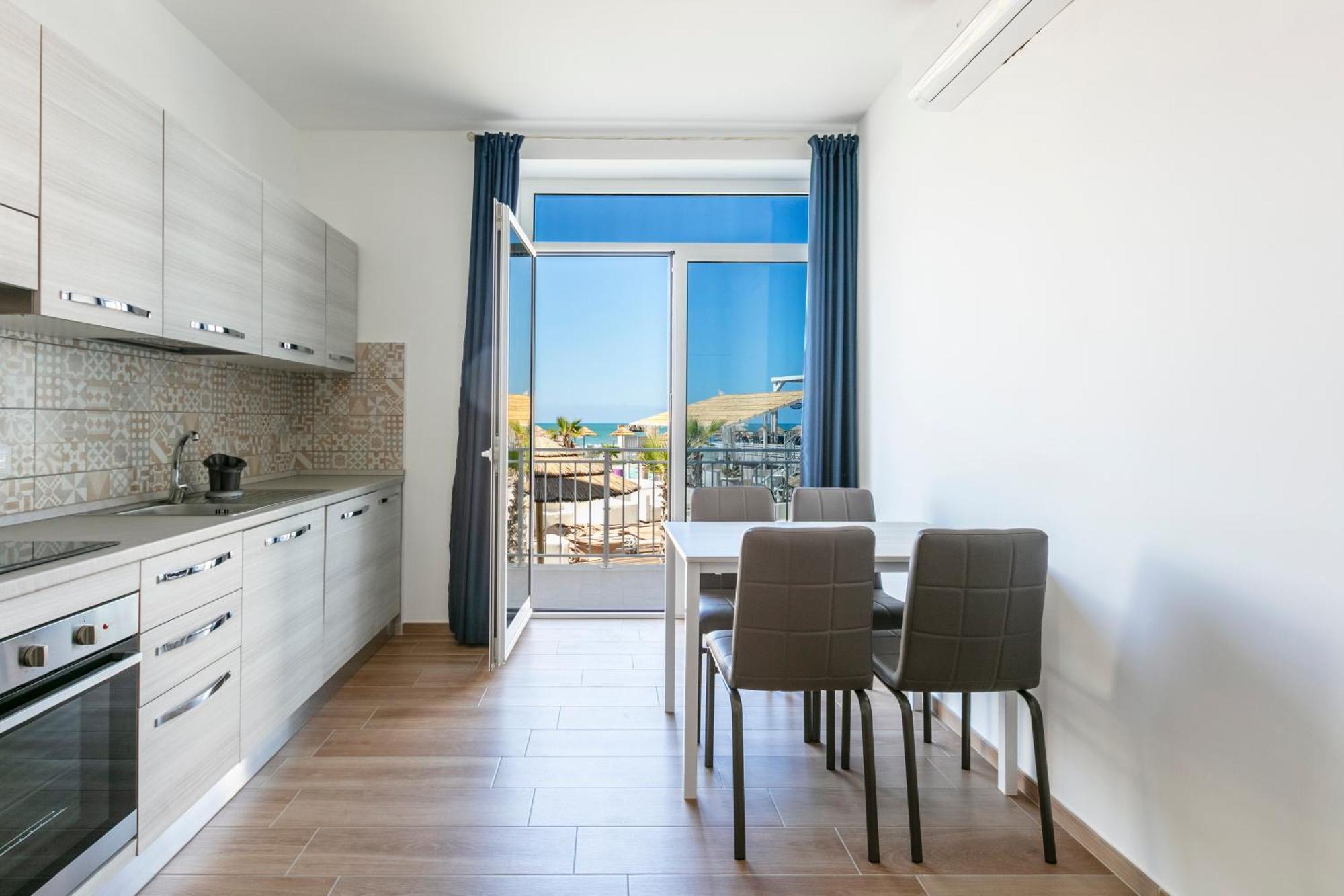 Apartment Sea View