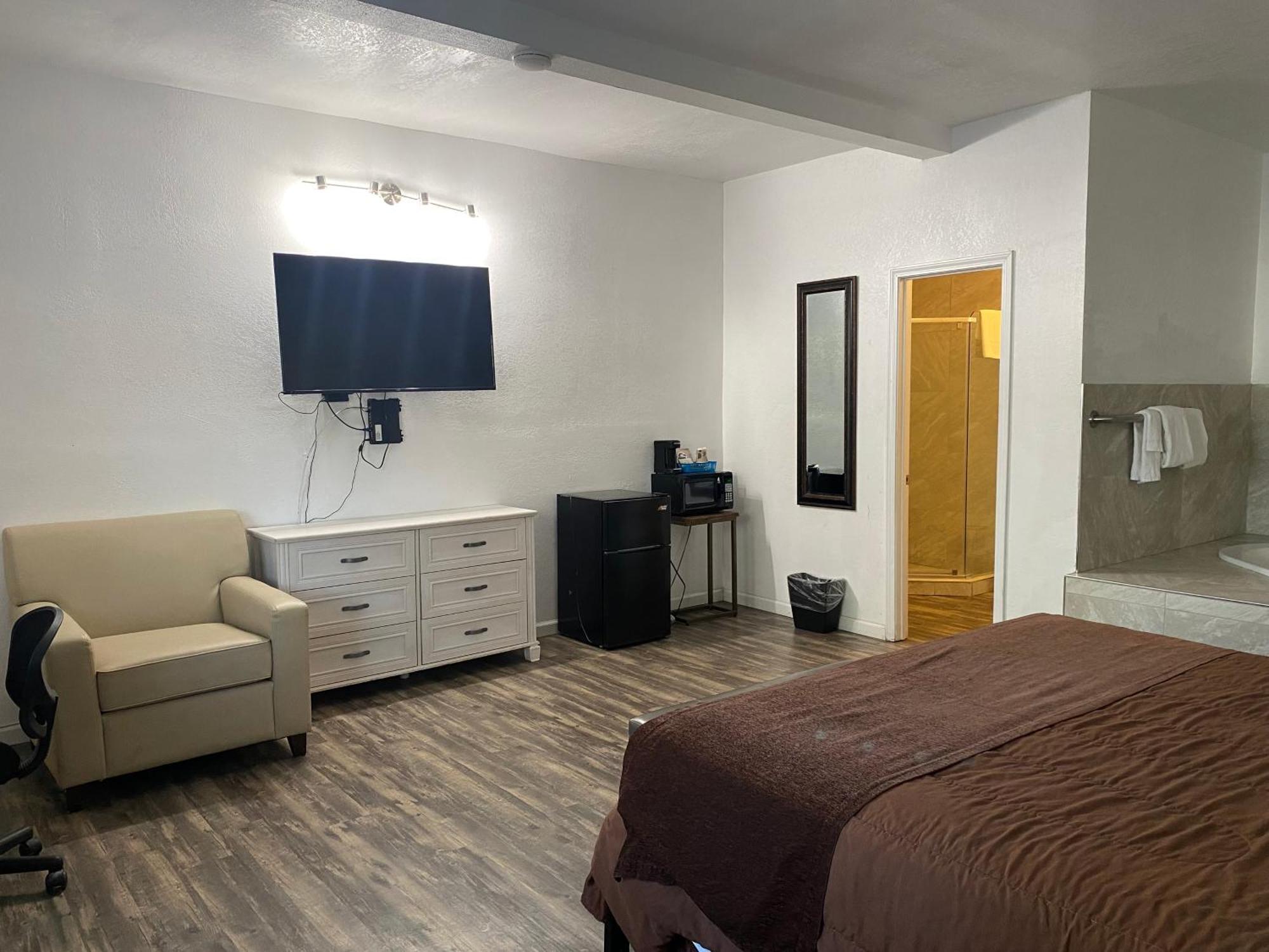King Room Spa Bath