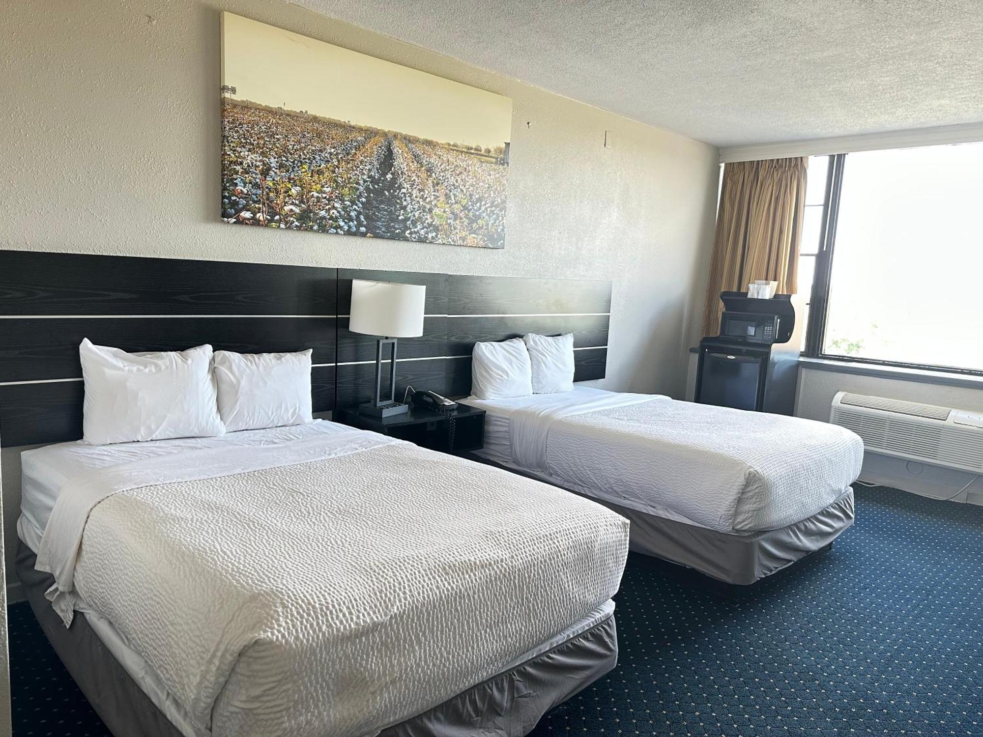 Double Room Two Double Beds Non-Smoking