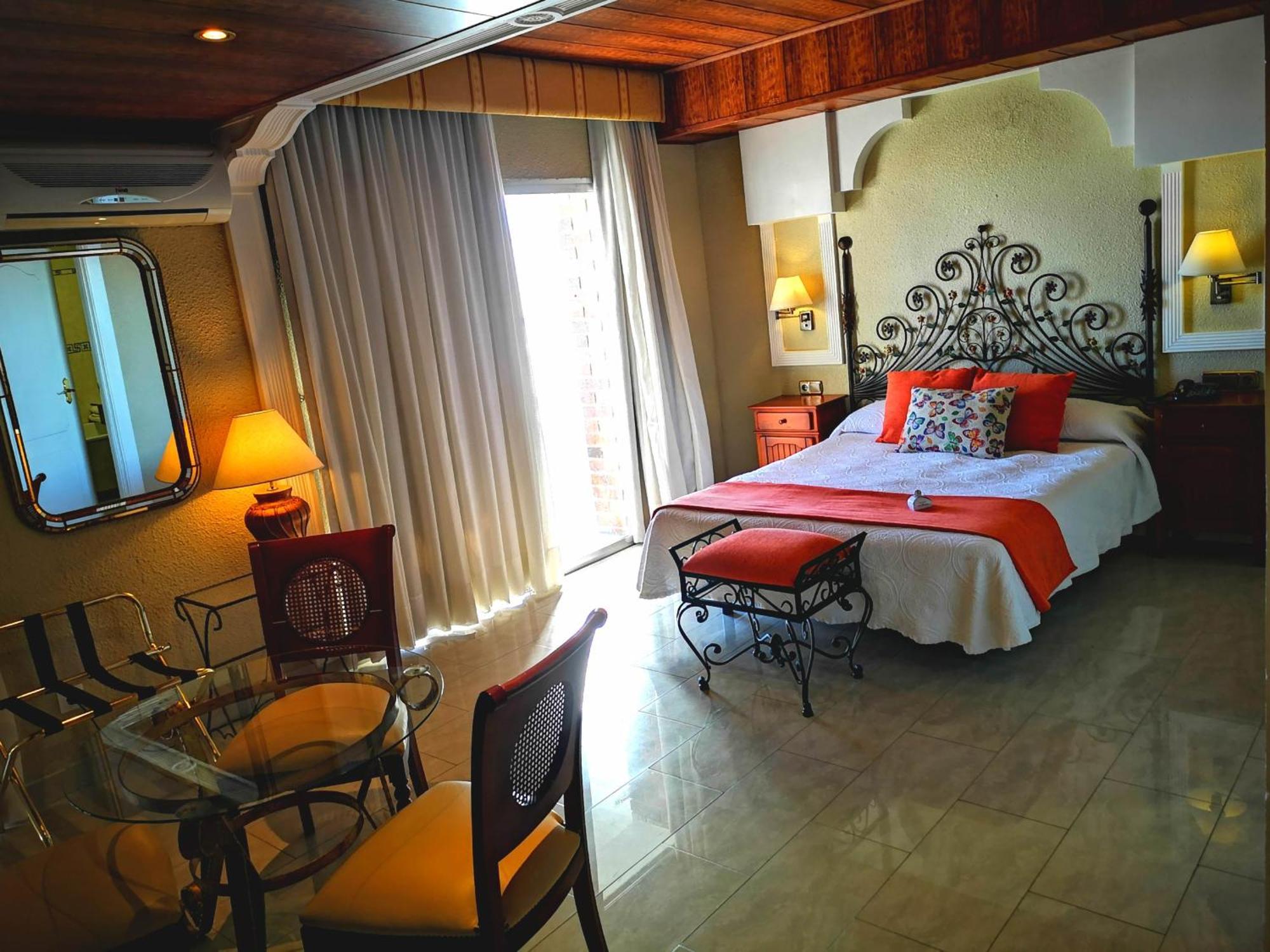 Deluxe Double Room Spa Bath