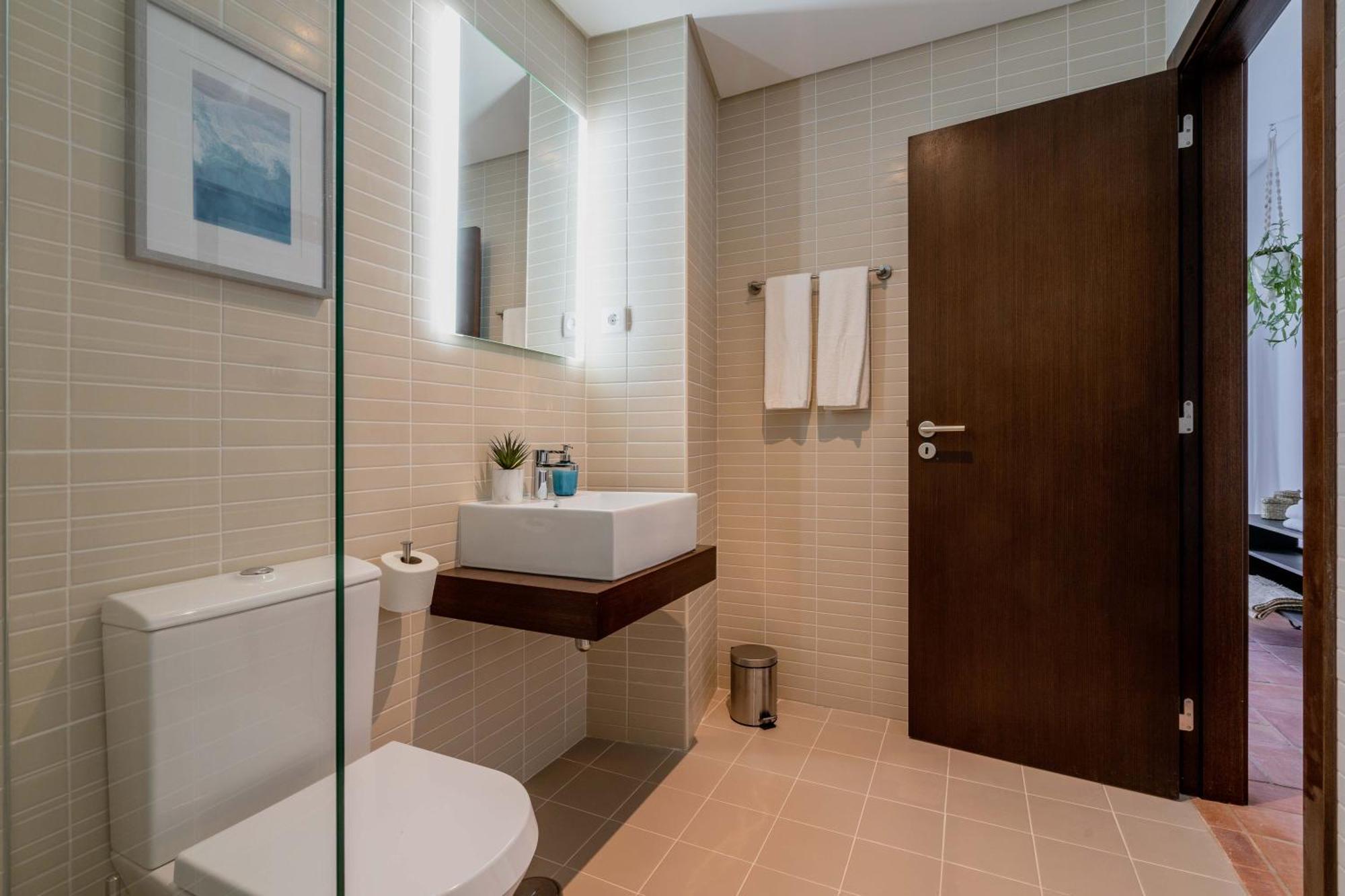 Deluxe Double or Twin Room City View