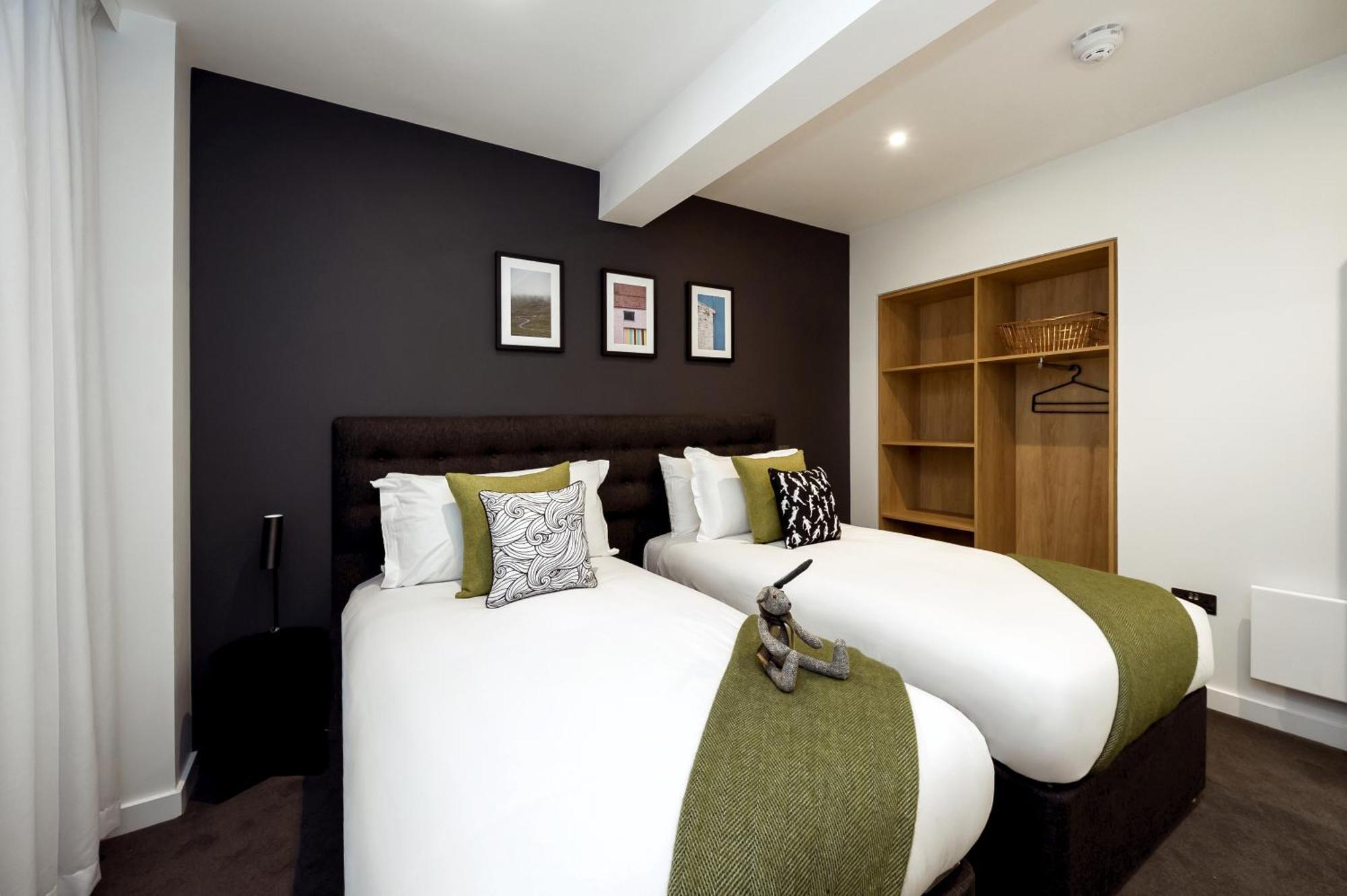 One Twin Bedroom Apartment