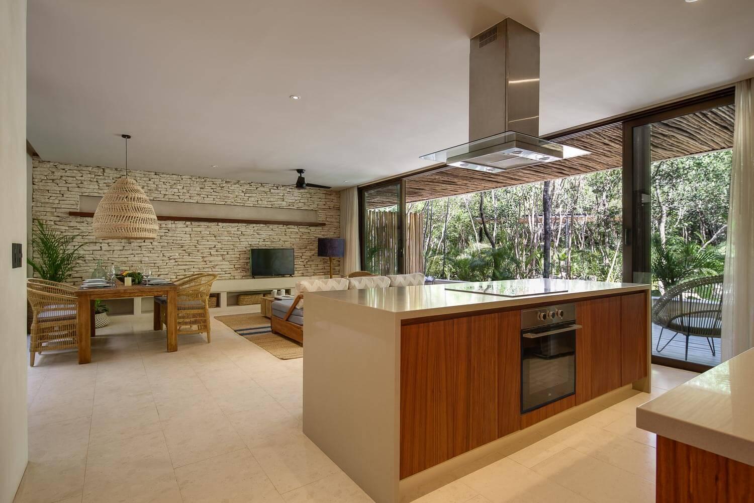 Luxury 1 Bedroom Jungle Apartment Terrace Garden View 2 Single Beds & 1 King Sofa Bed