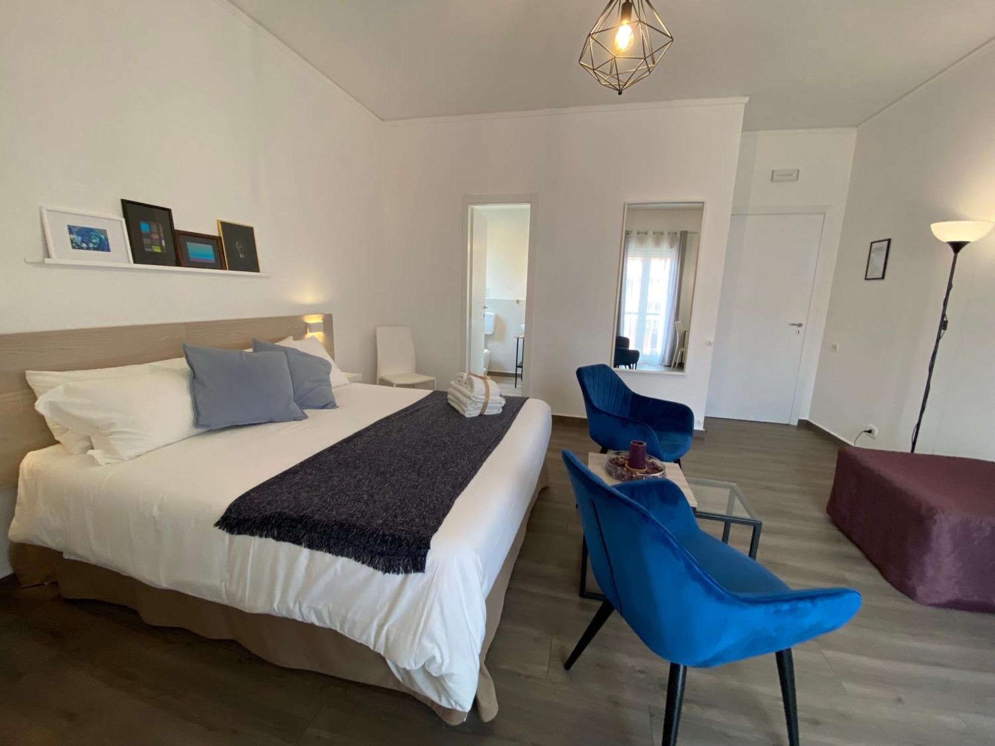 Superior King Room