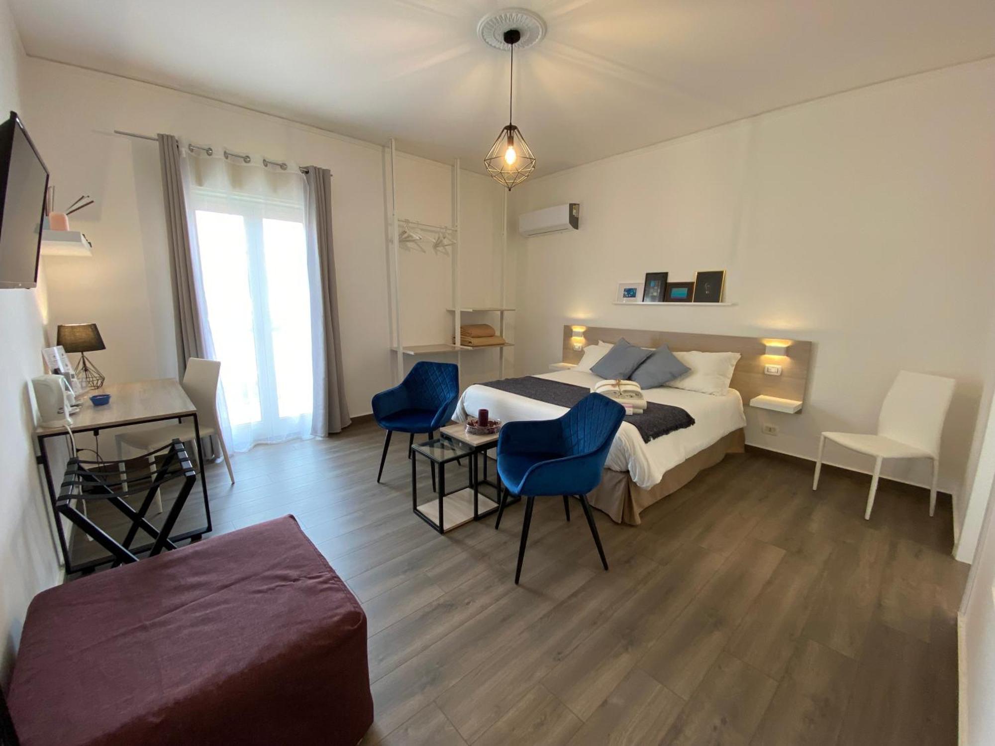 Superior King Room