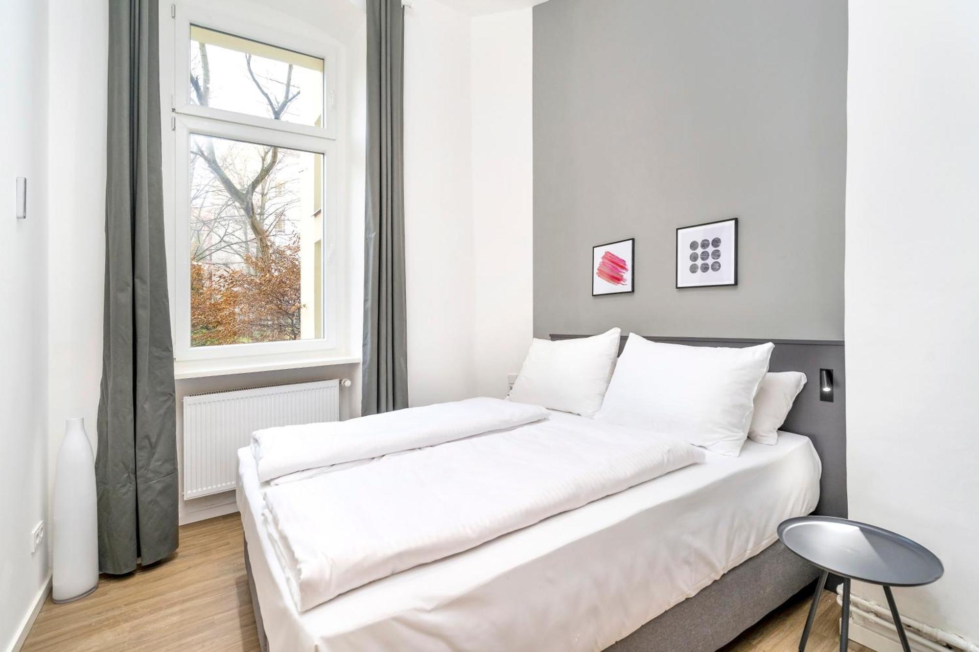 Three-Bedroom Apartment terrace