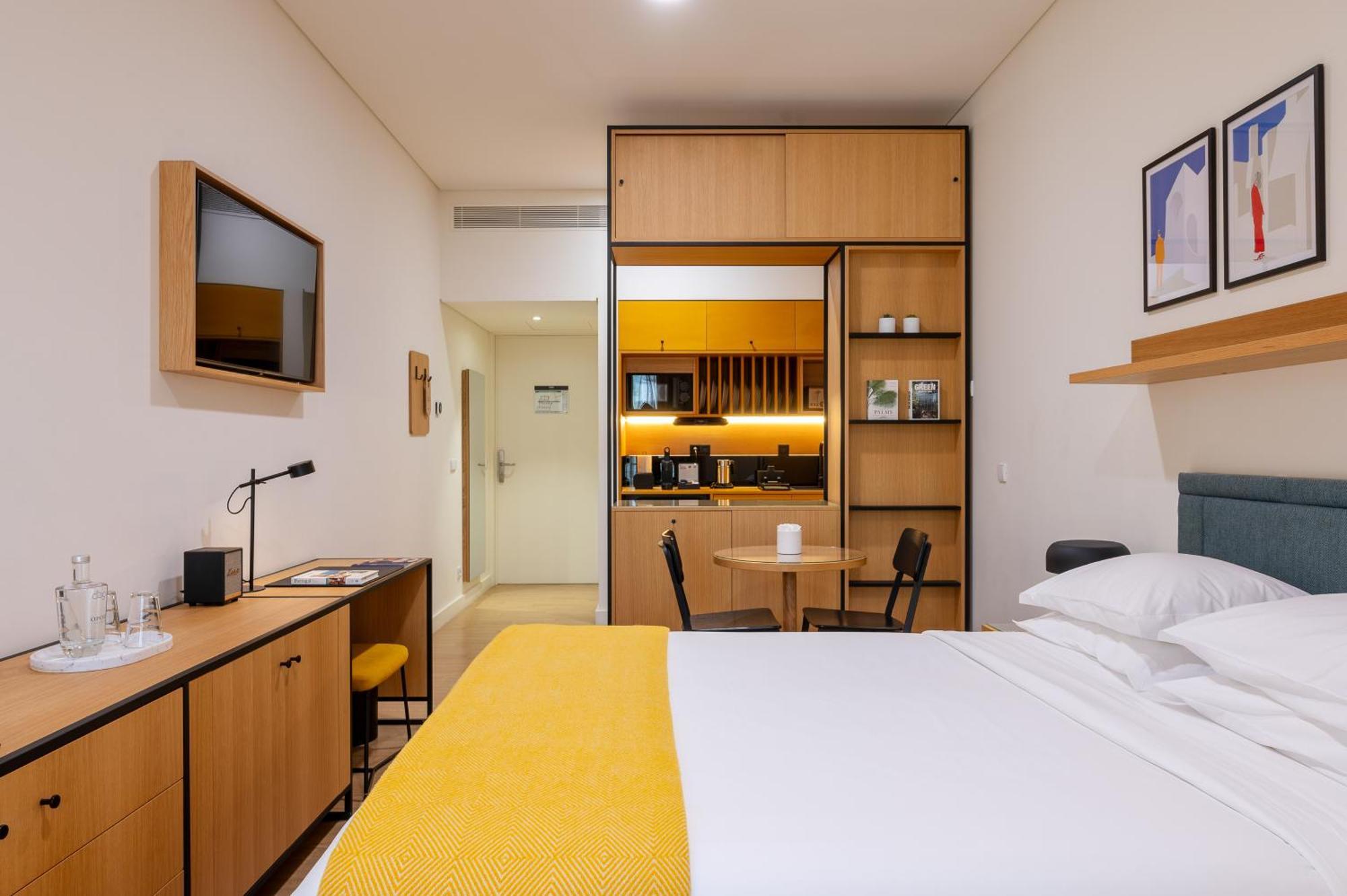 Deluxe Double Room Balcony