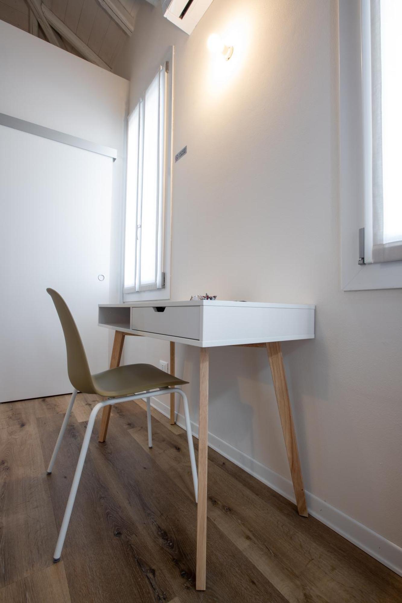 Double or Twin Room Private Bathroom