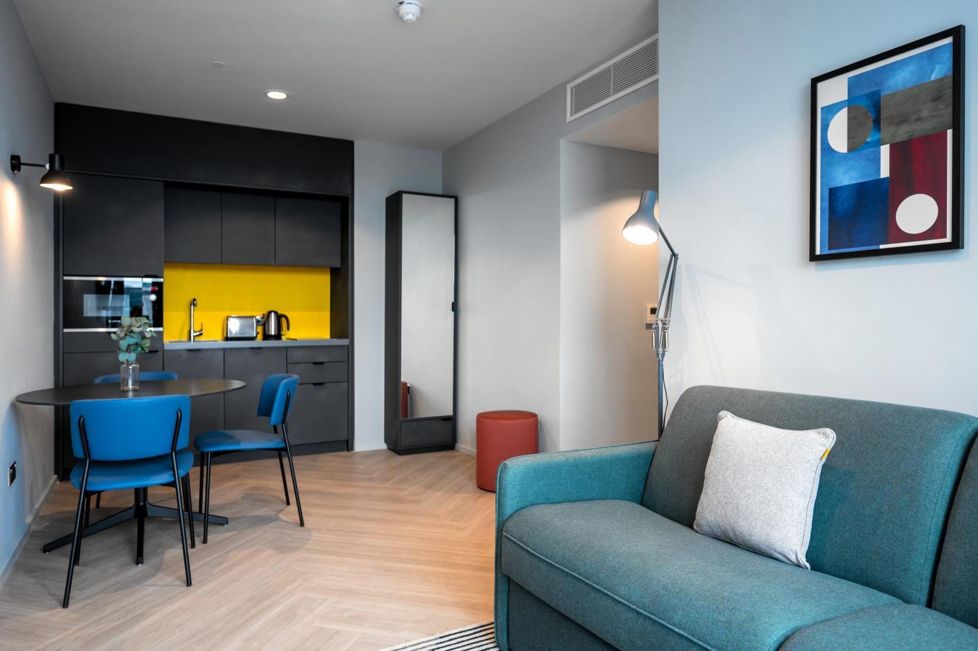One Bedroom Apartment