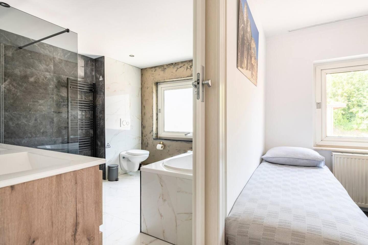 Deluxe Double Room Castle View