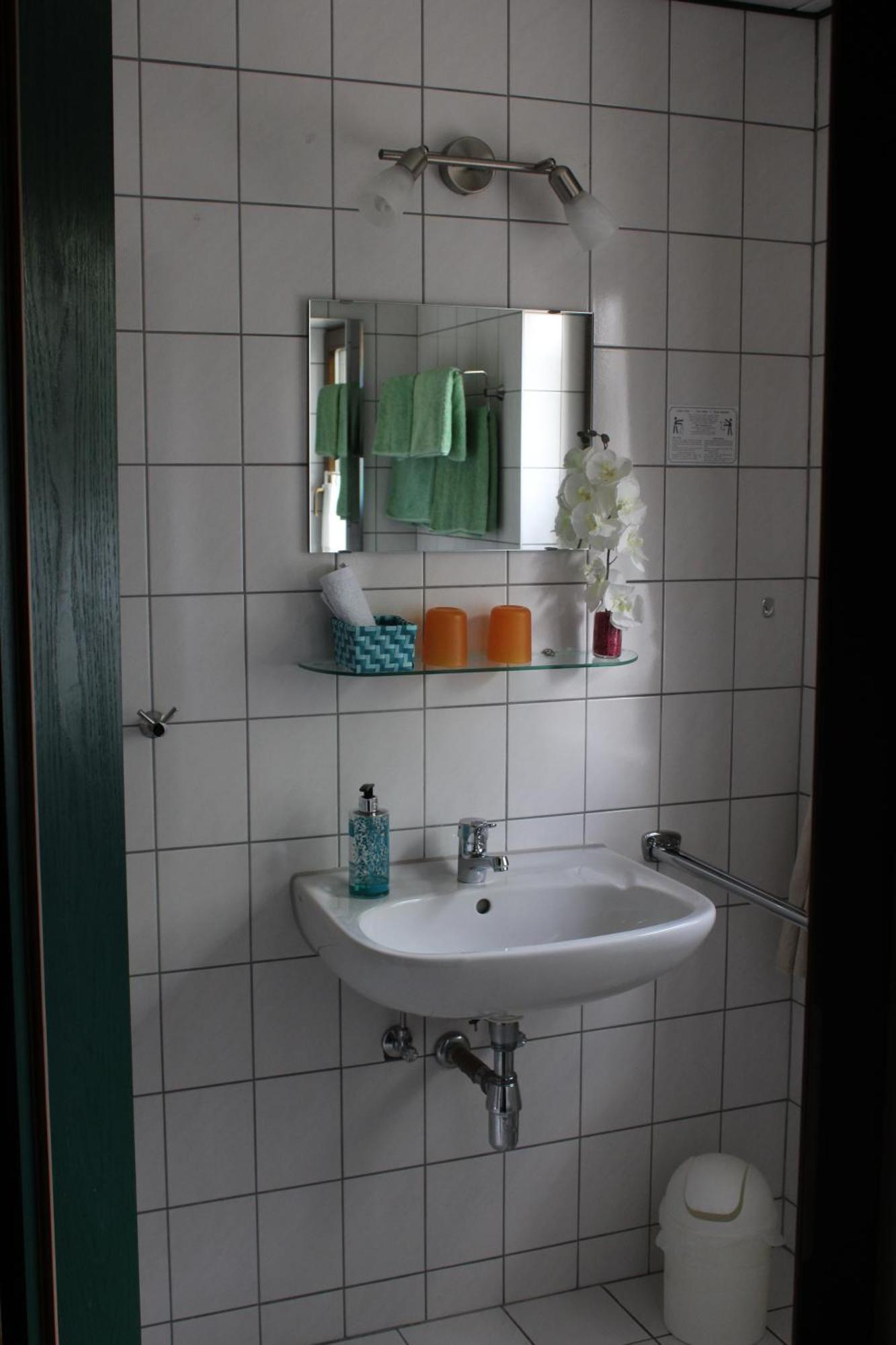 Double Room Private Bathroom