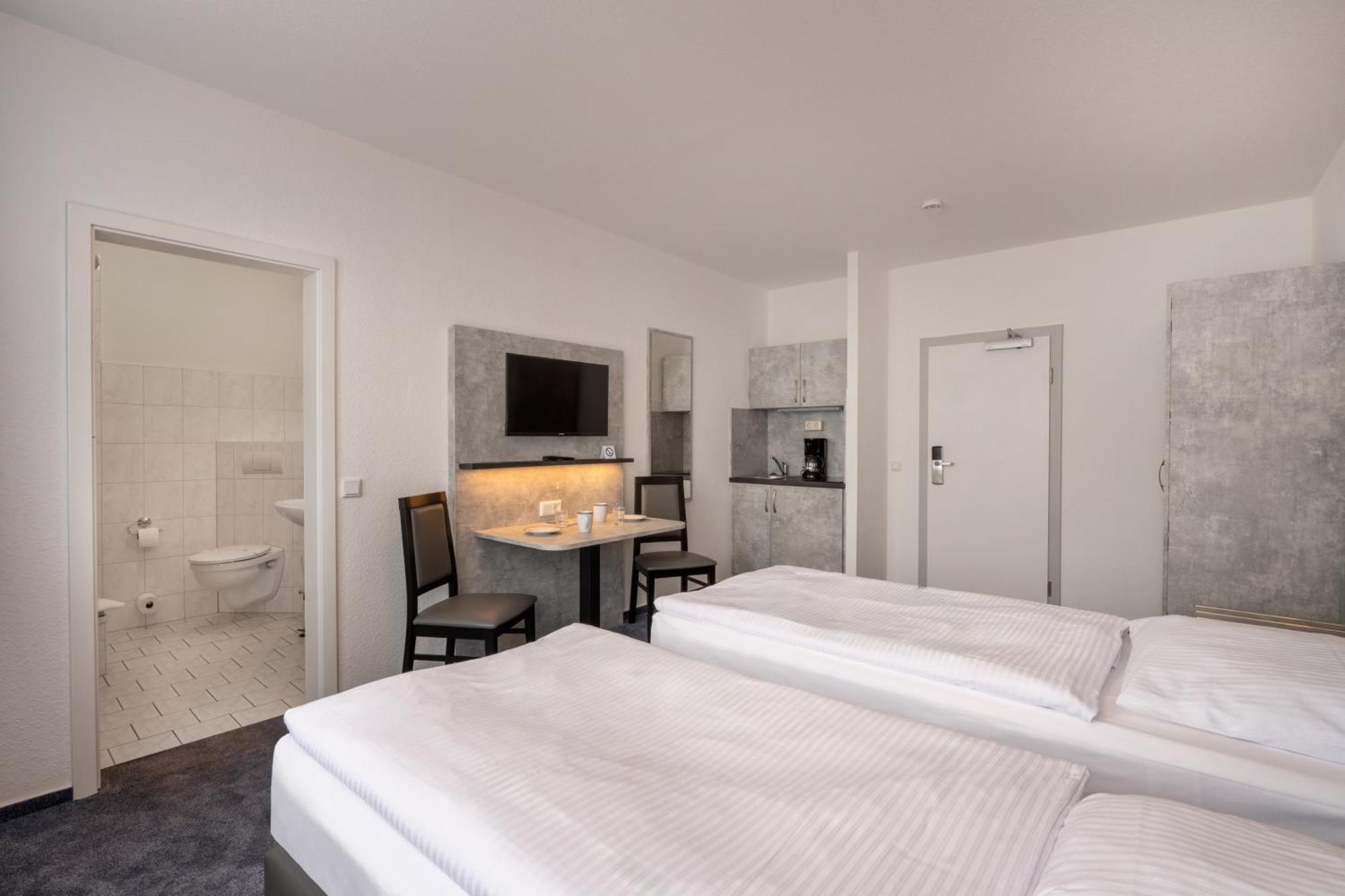 Standard Twin Room,1594673441:JPEG