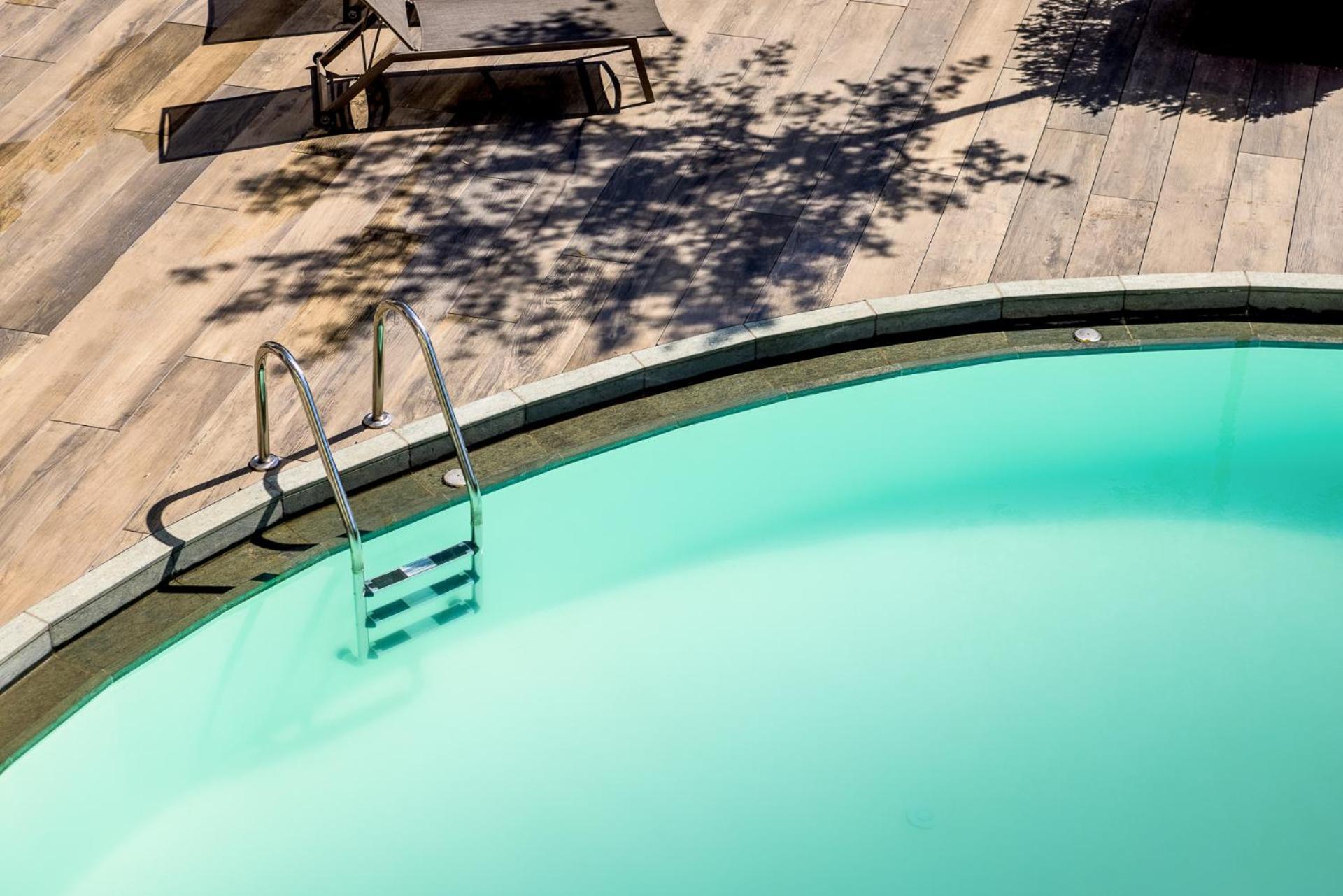 Deluxe Double or Twin Room Pool Access