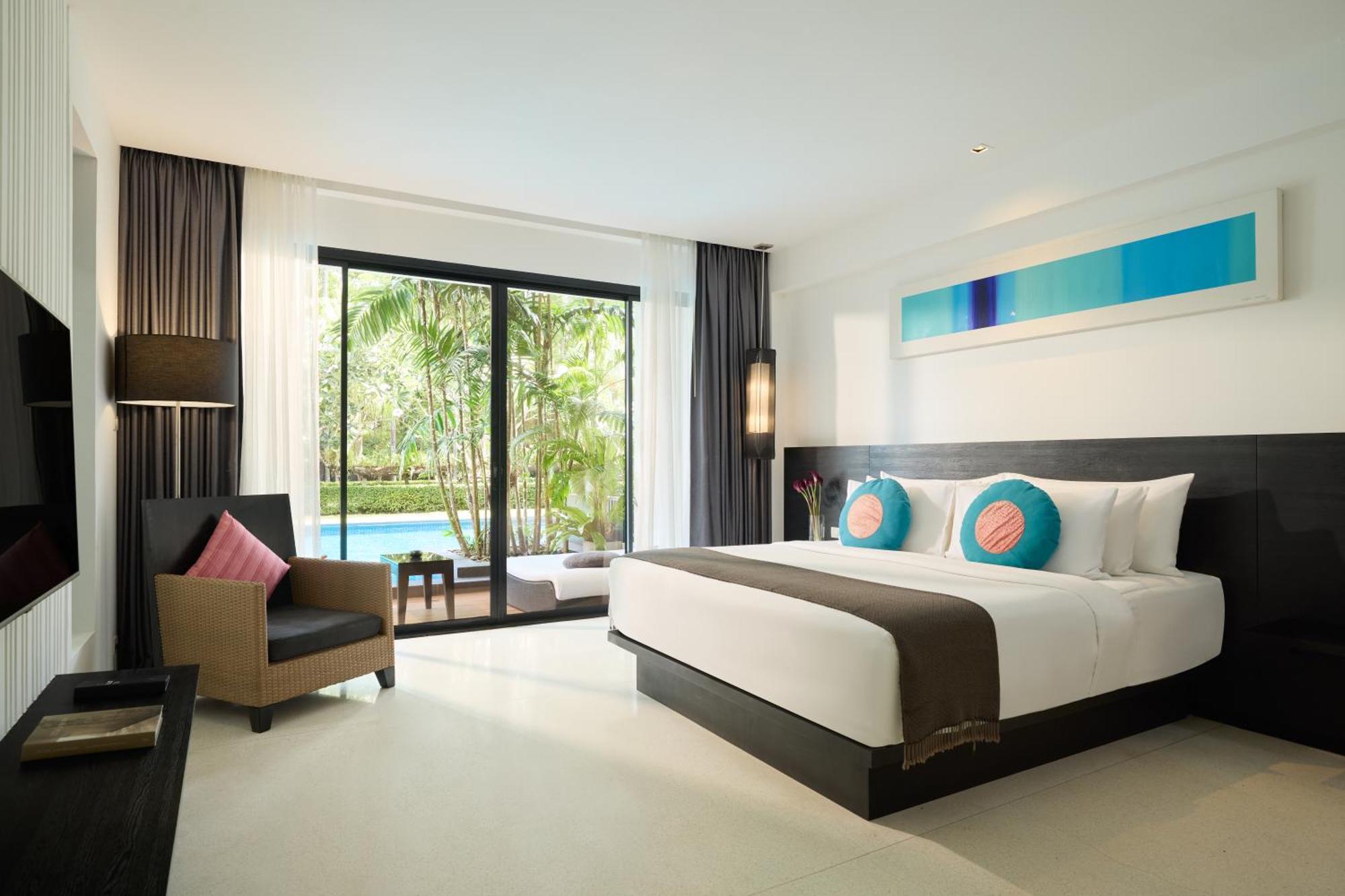 Splash Double or Twin Room Pool Access
