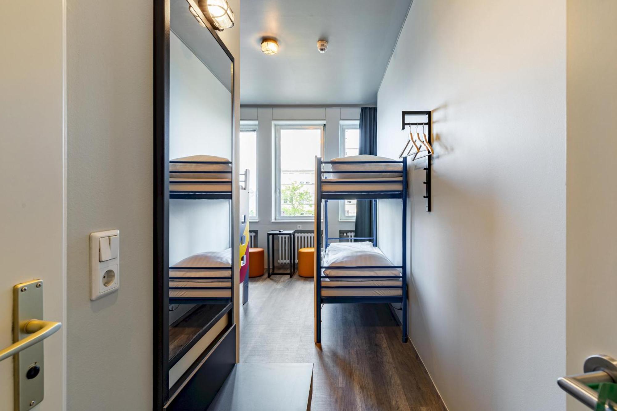 Bed 4-Bed Dormitory Room