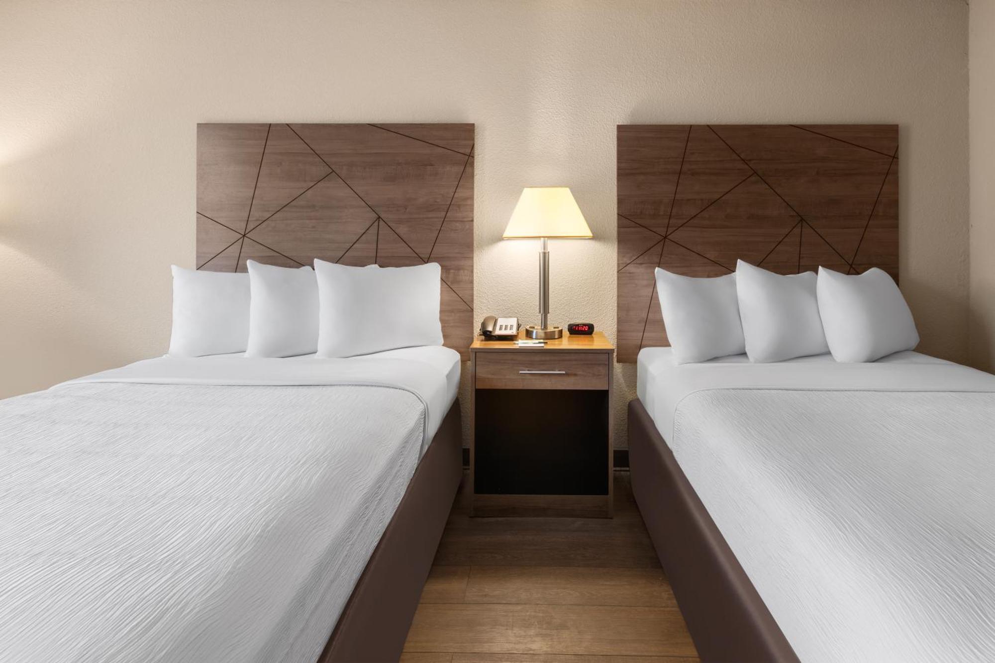 Double Room Two Double Beds Non-Smoking