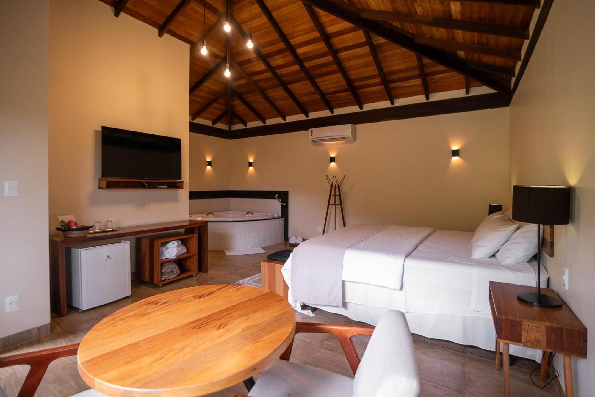 King Suite Spa Bath