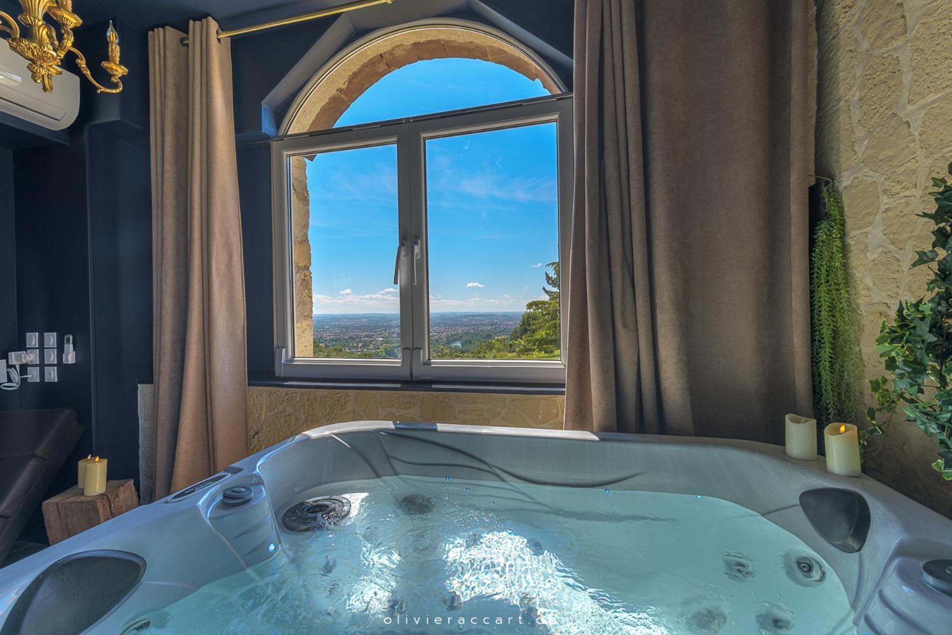 Suite Hot Tub