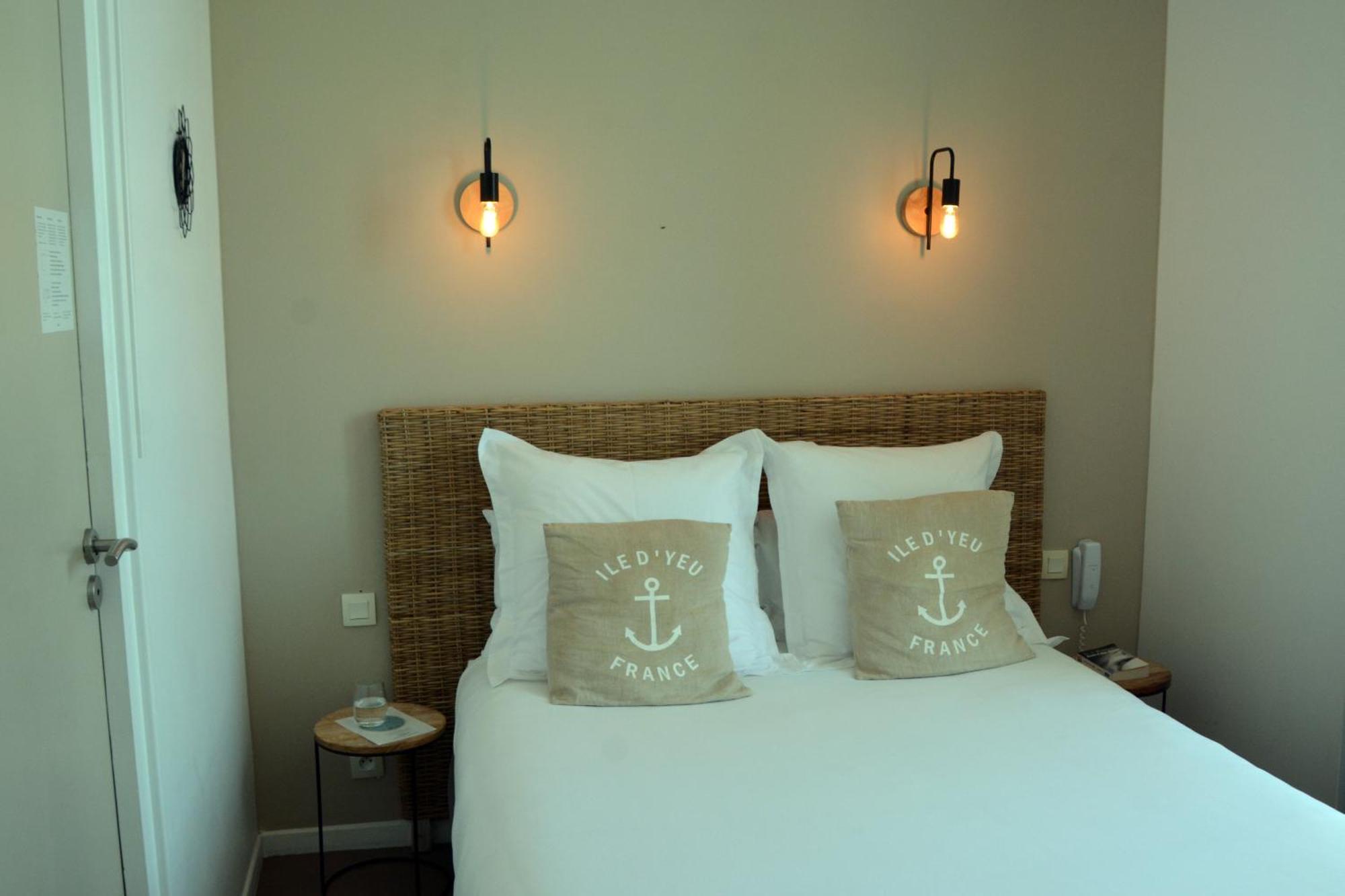 Petite Chambre Double - Vue sur Mer