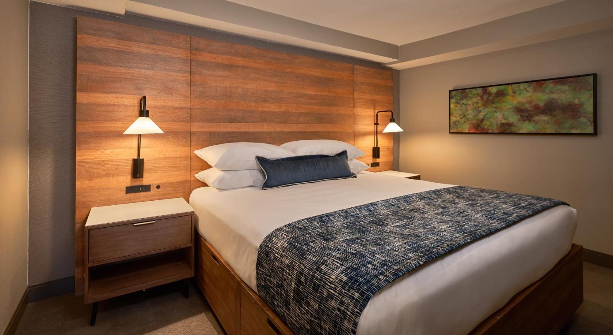 One-Bedroom Suite
