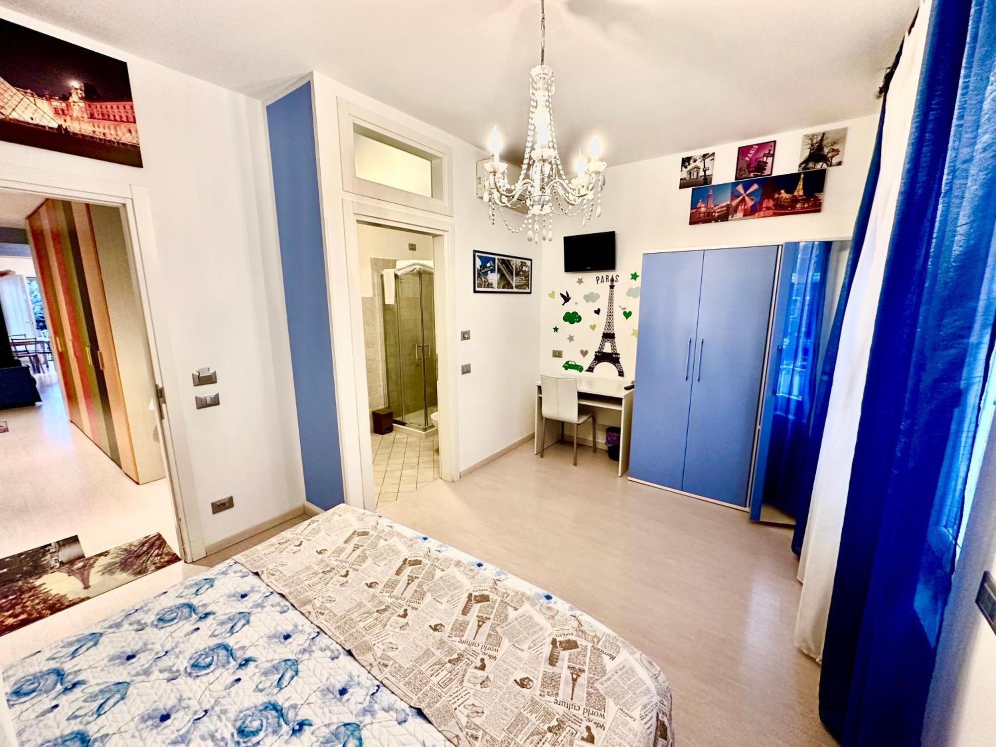 Double Room Private Bathroom