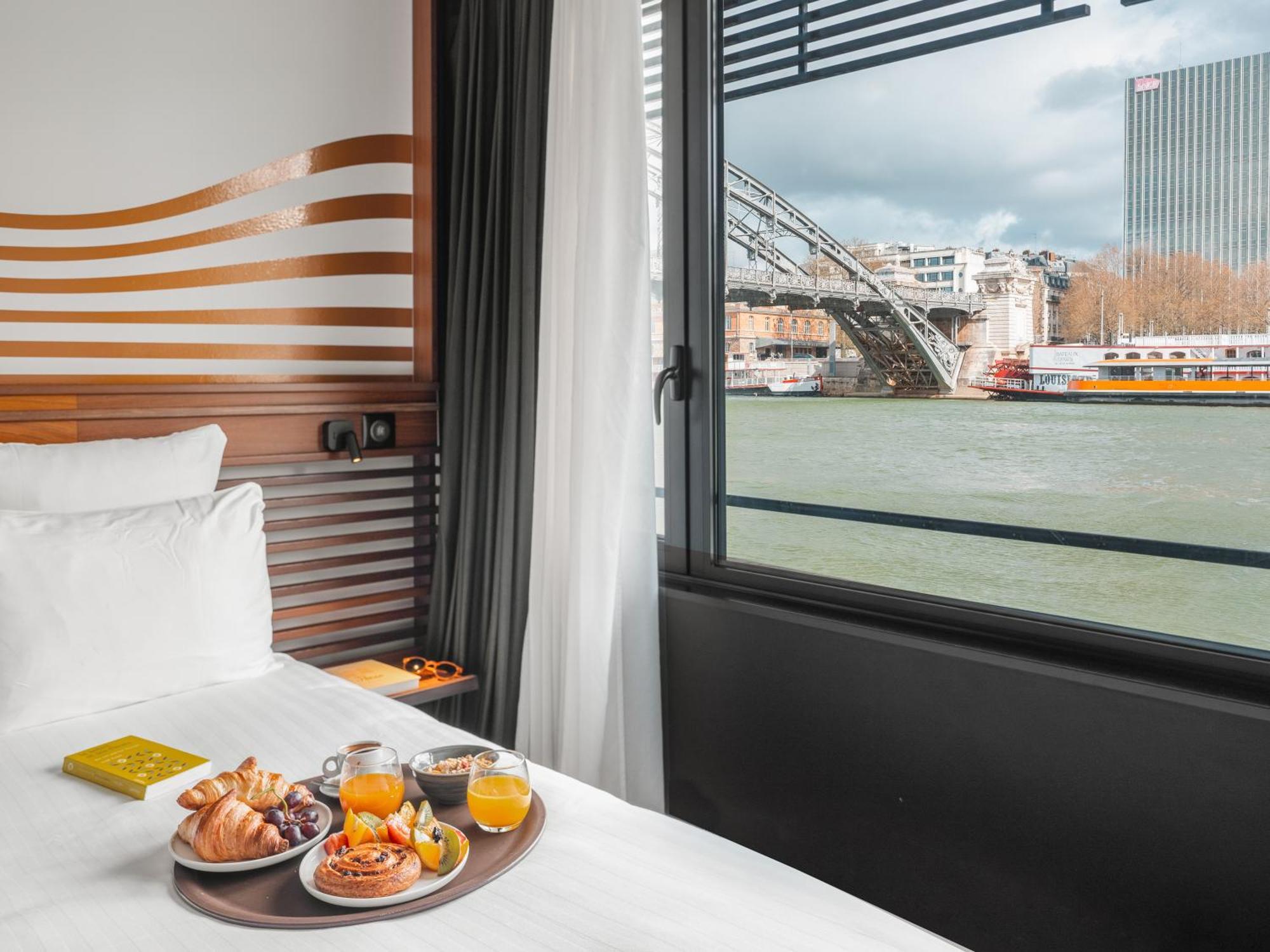 Chambre Double - Vue sur Seine