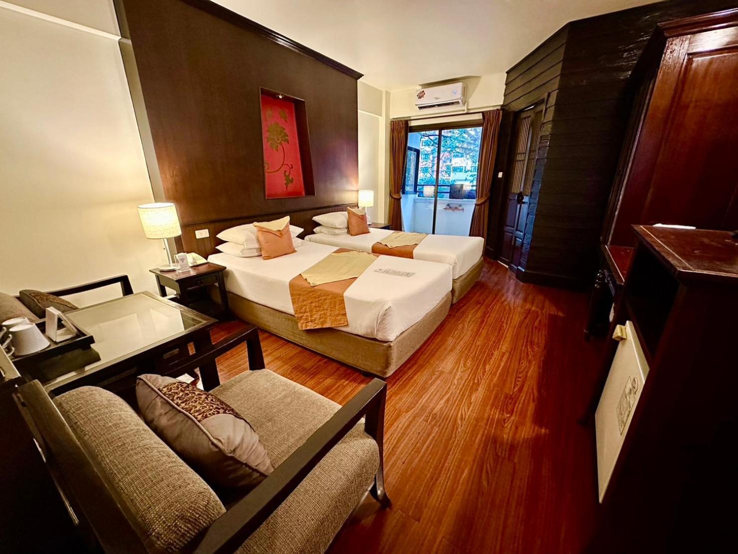 Deluxe Lanna Room