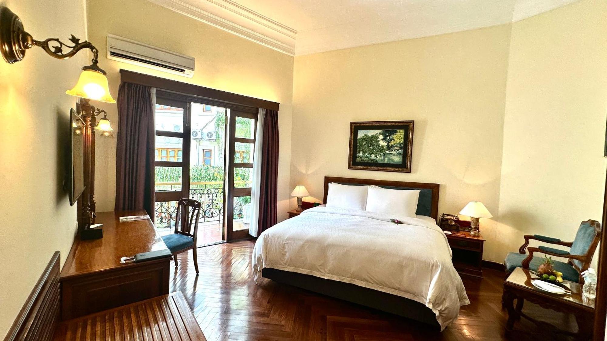 Century Pool Deluxe Room Double or Twin