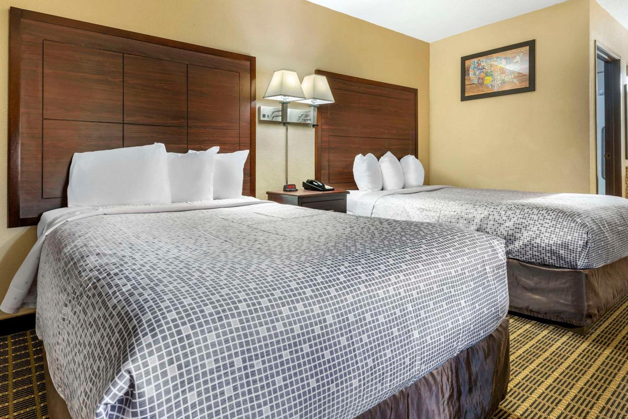 Double Room Two Double Beds Non-Smoking