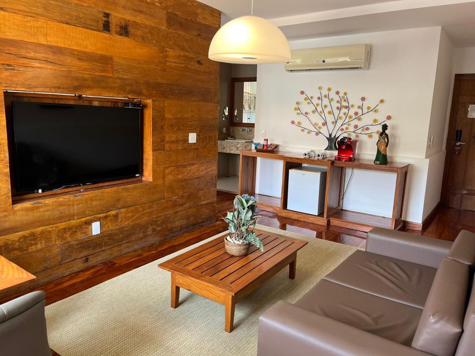 Premium Suite