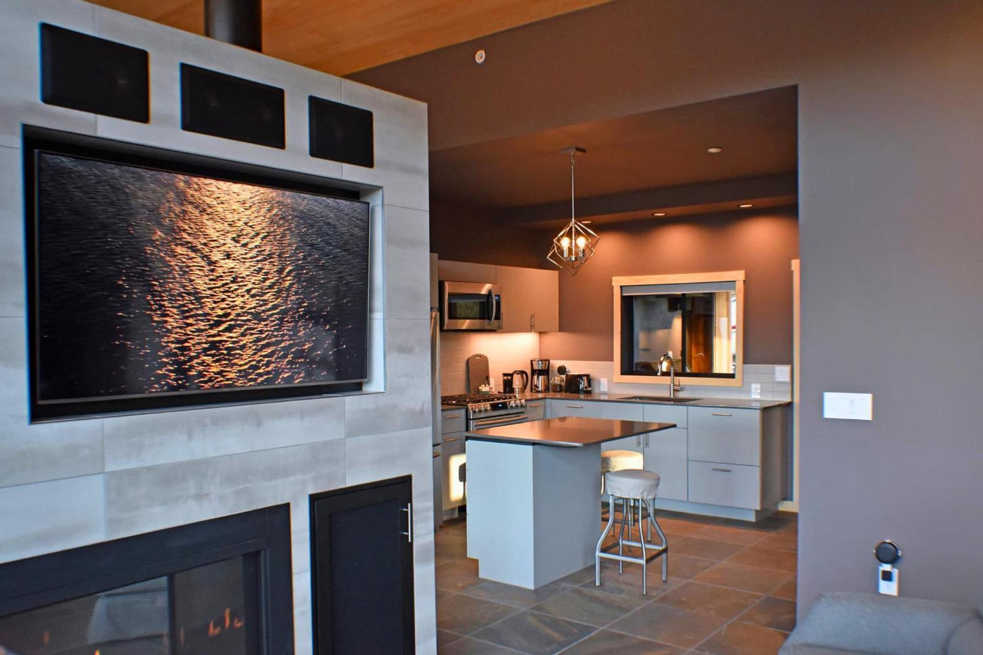 Superior King Suite