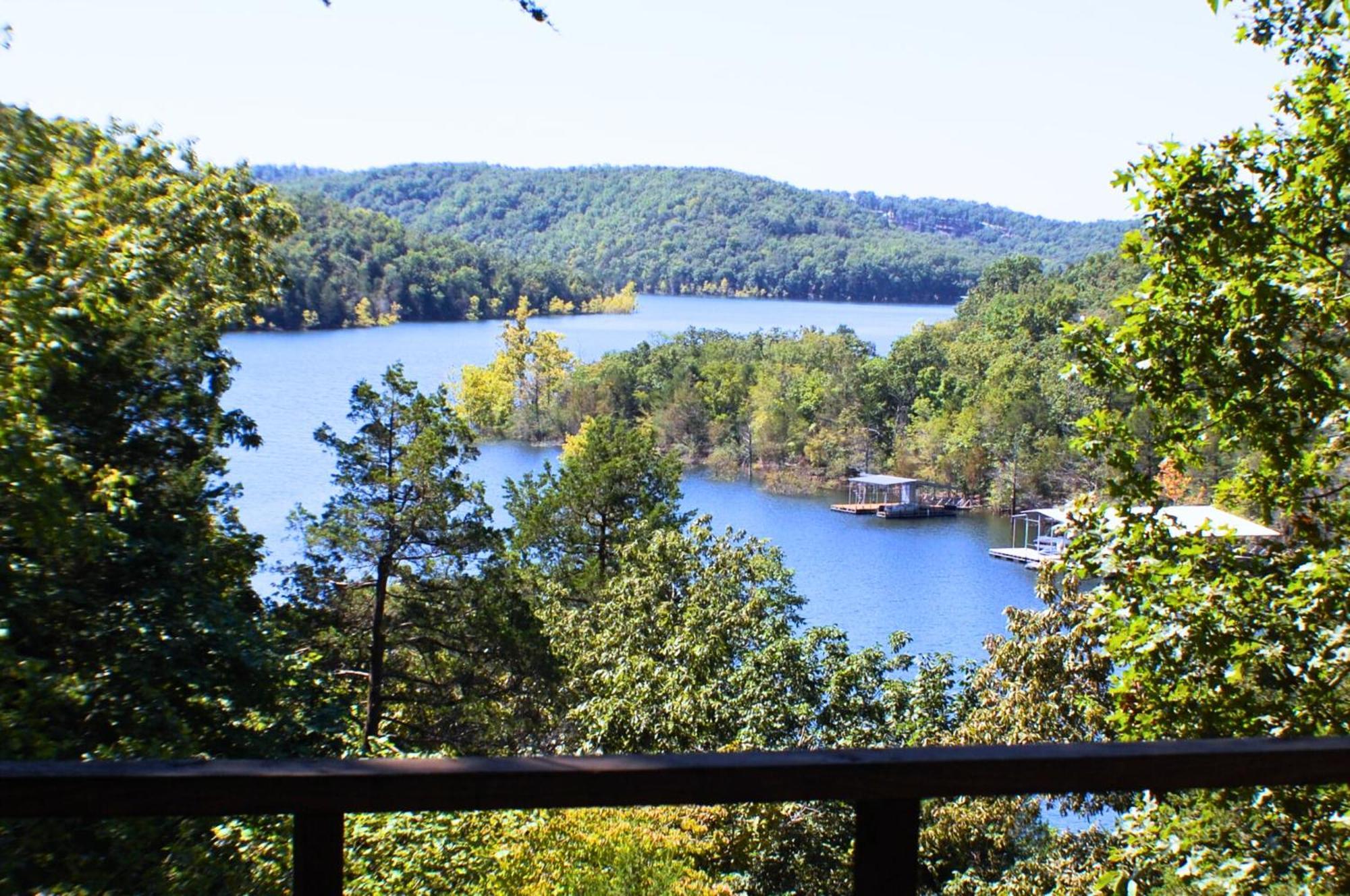 King Cabin Lake View