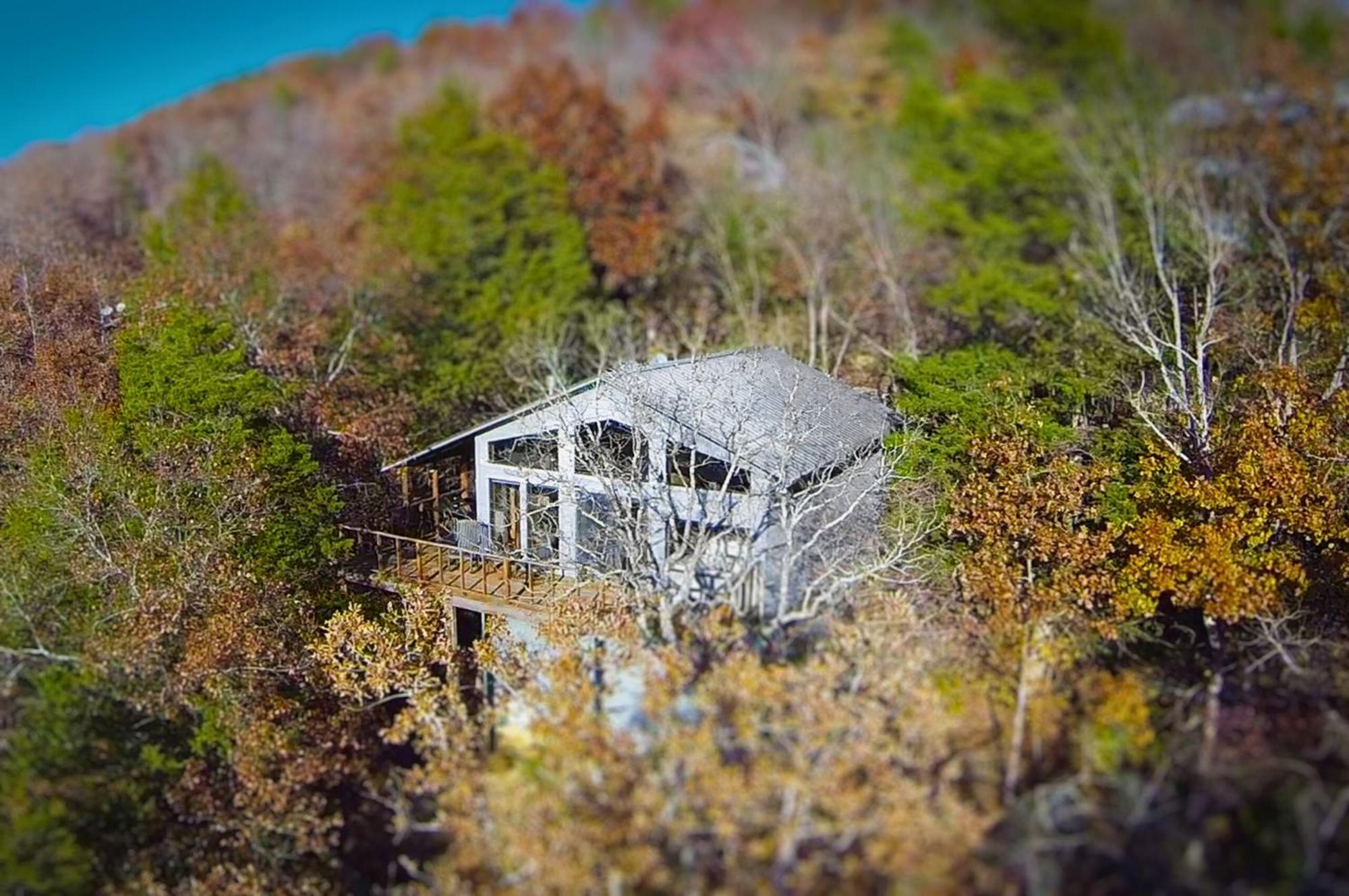 King Cabin Lake View