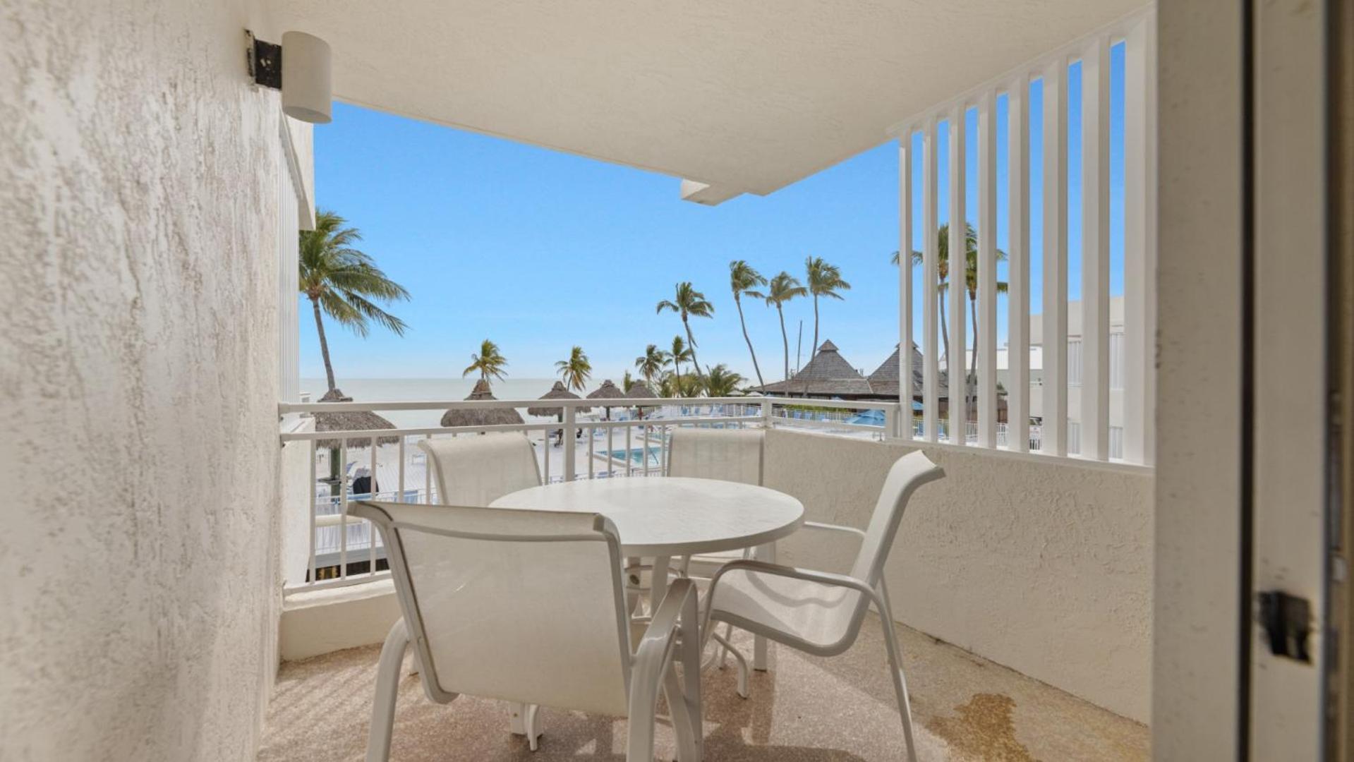 Deluxe Suite Sea View