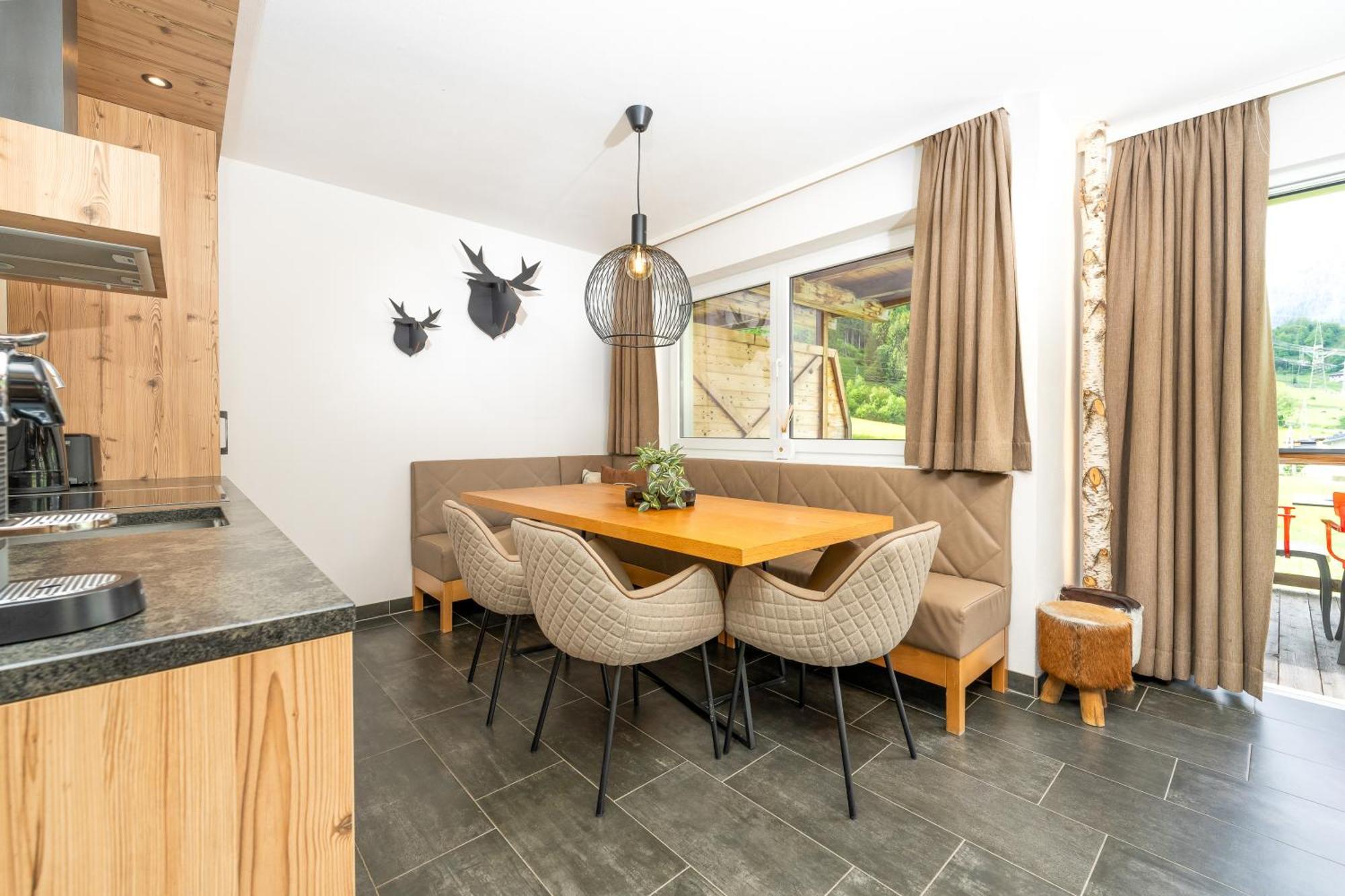 One-Bedroom Suite Mountain View