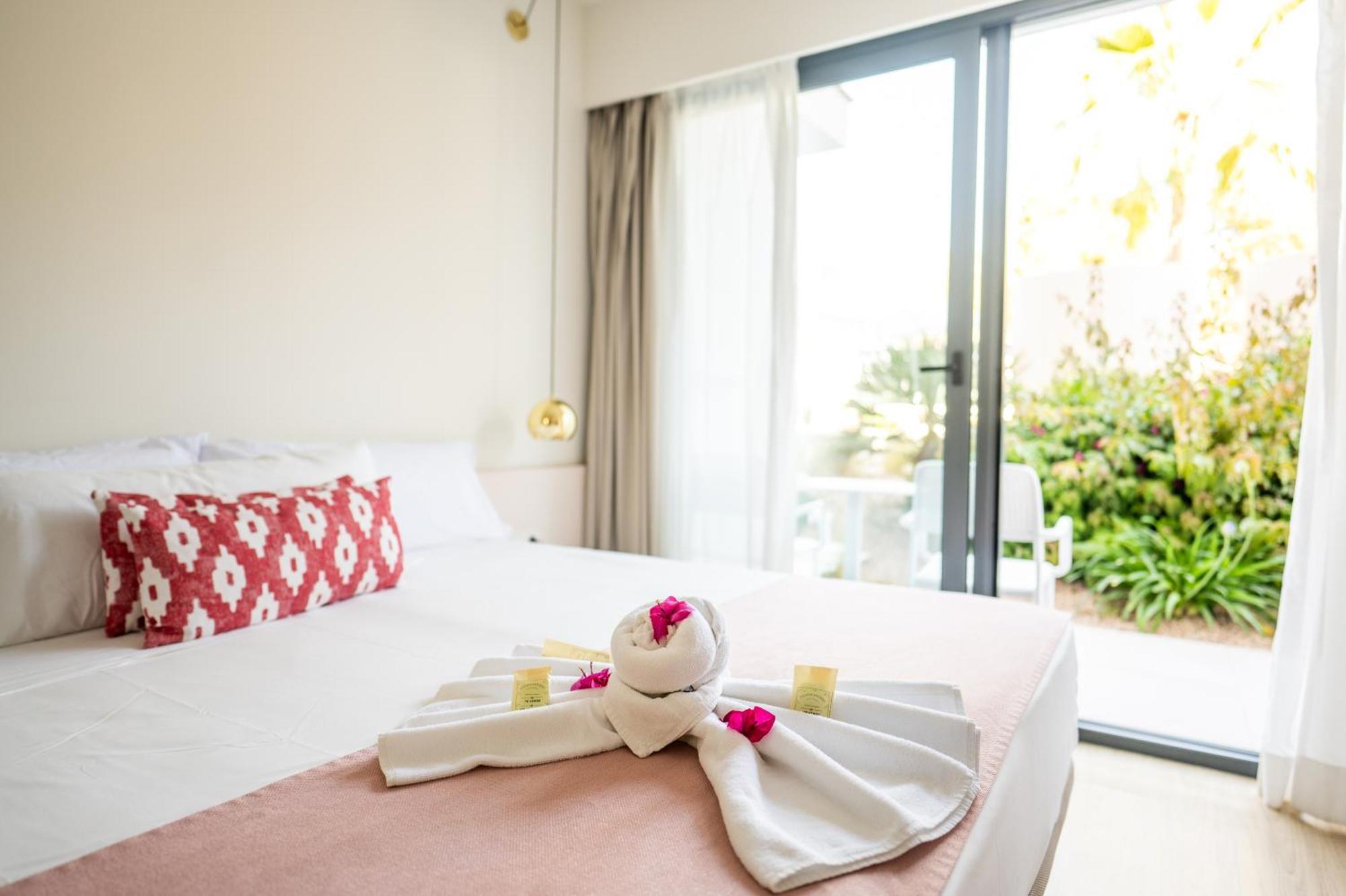 Double Room Garden View