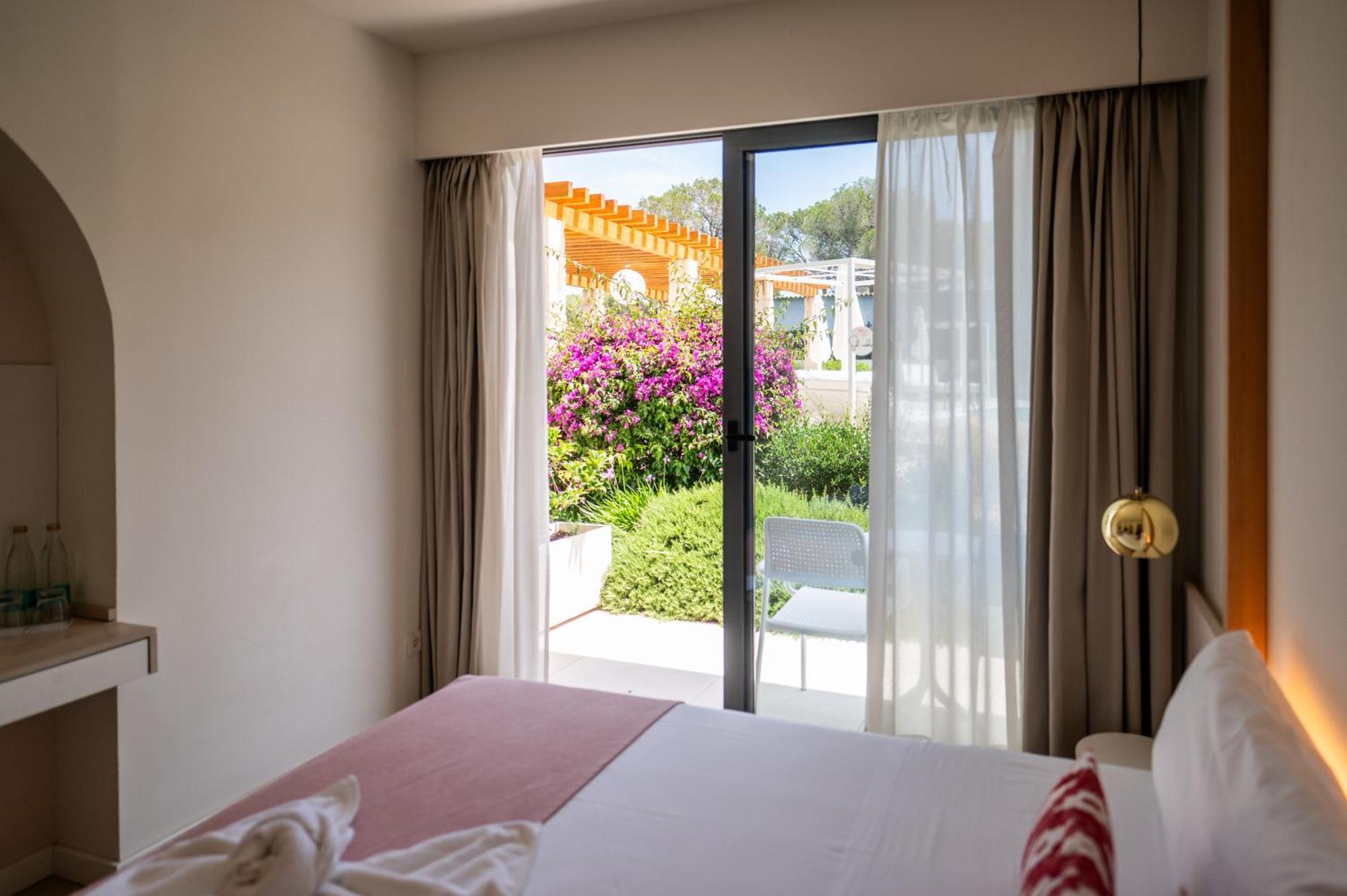 Double Room Garden View