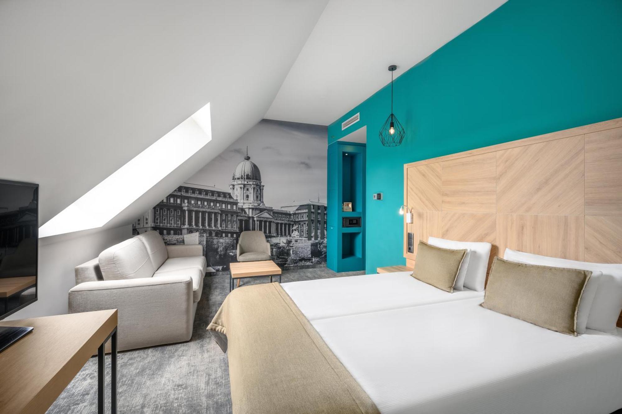 Large Double Room
