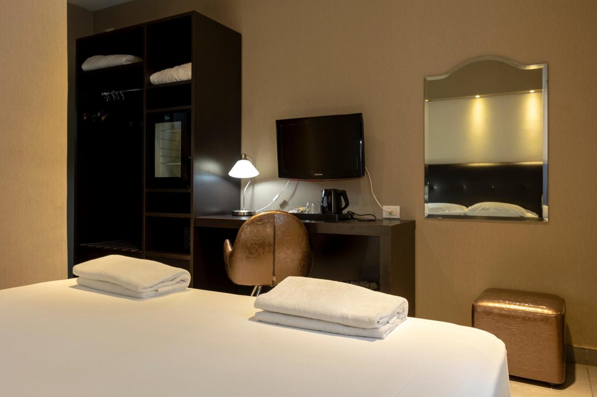Economy Double or Twin Room