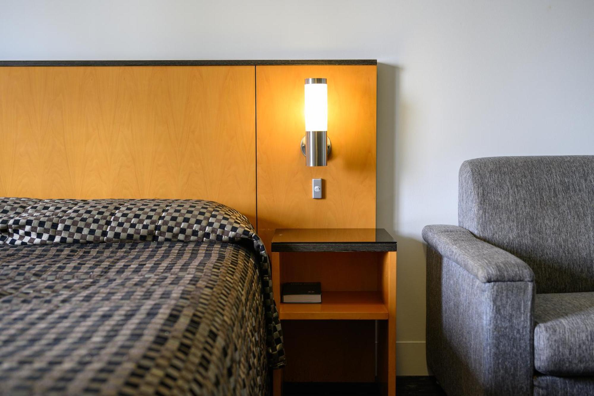 Superior Queen Studio Suite