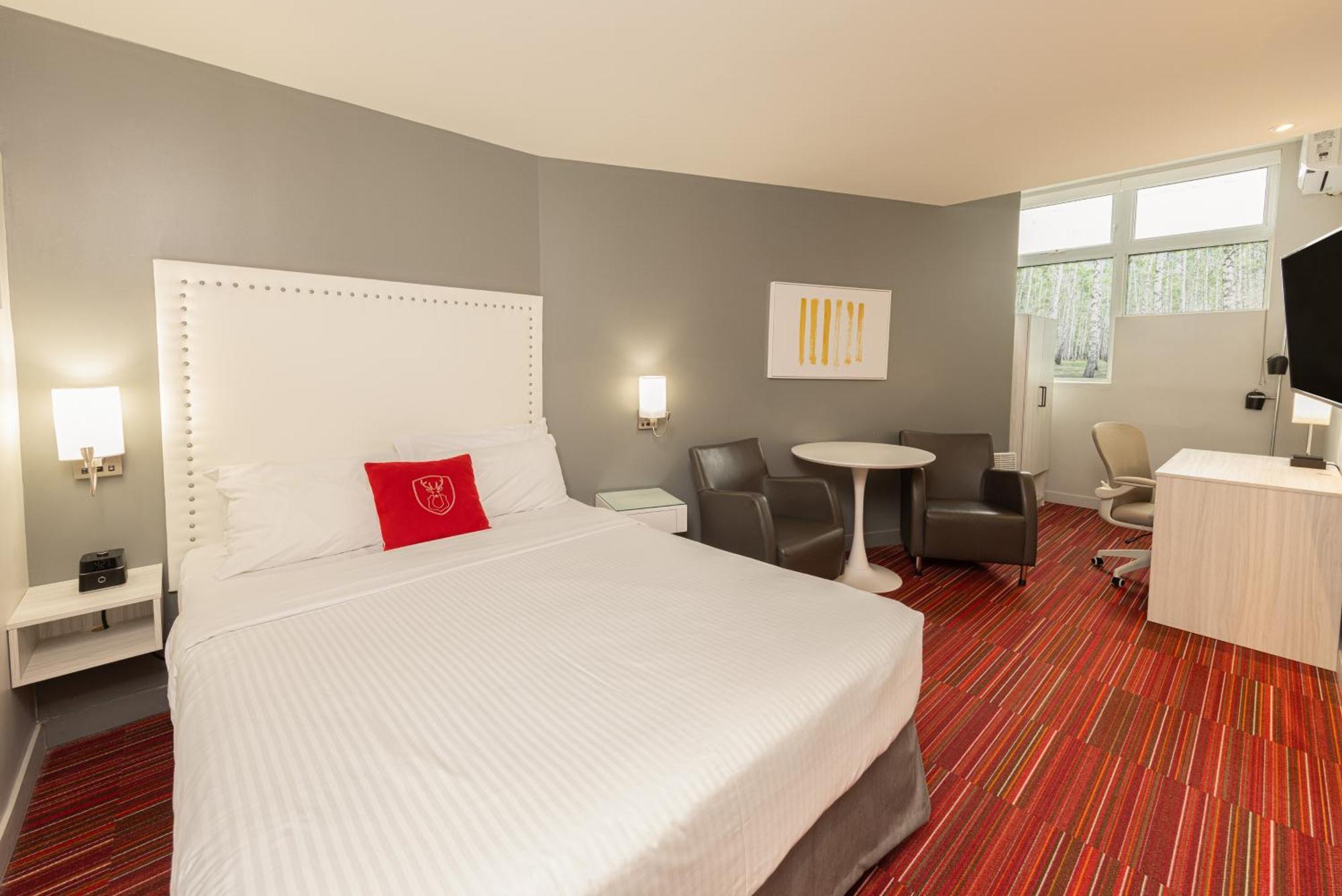Queen Room