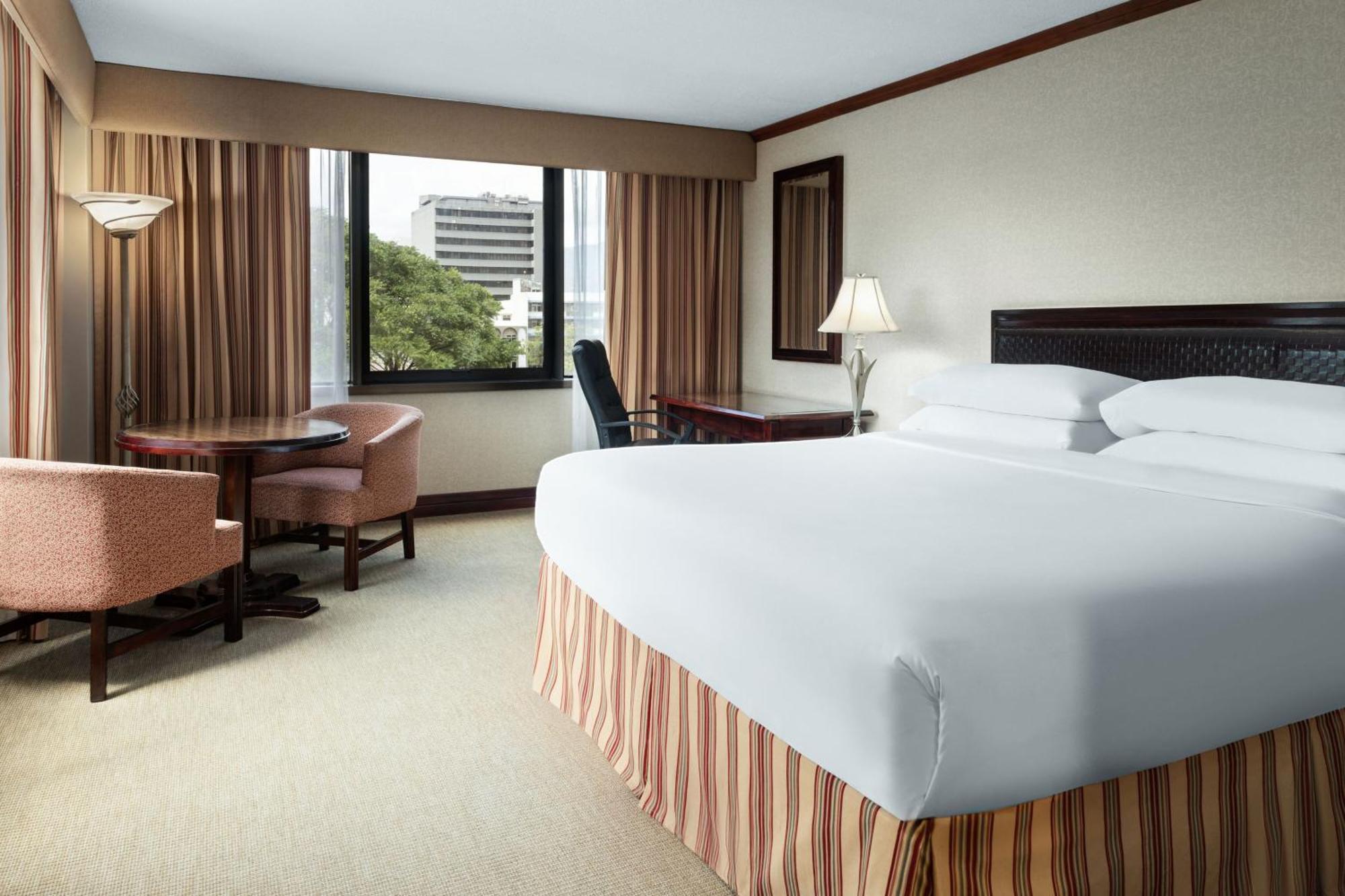 Standard King Room City View