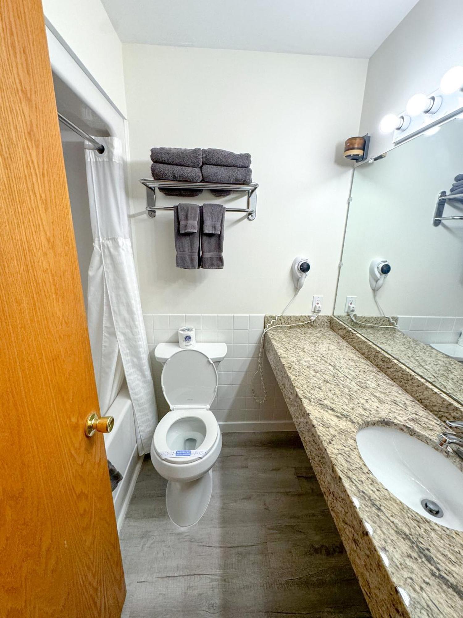 Deluxe Double Room Two Double Beds
