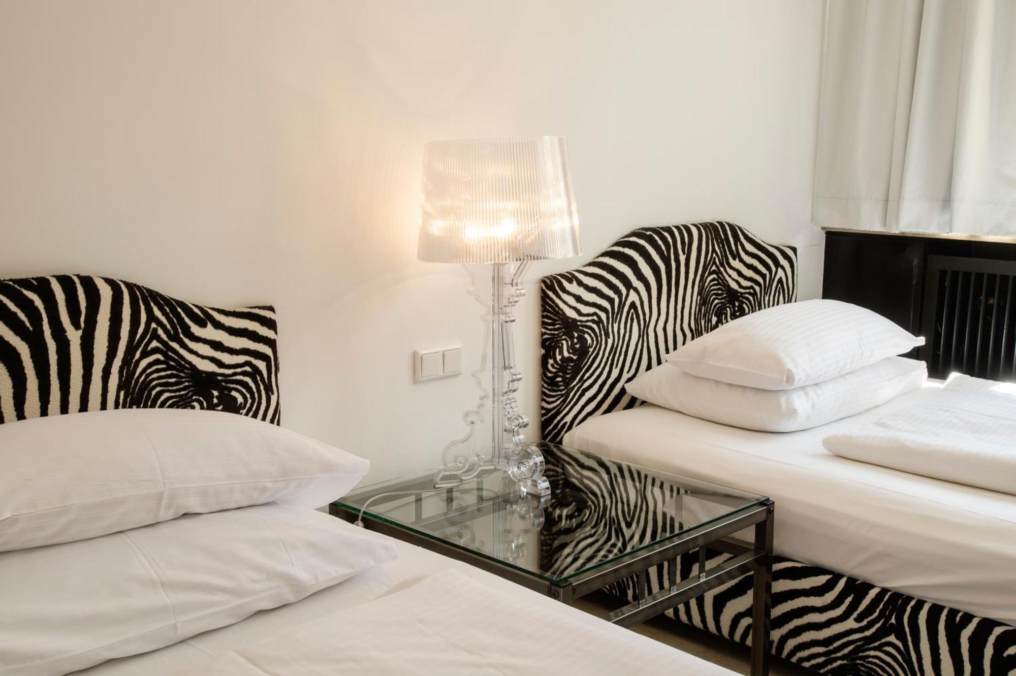 Deluxe Family Suite