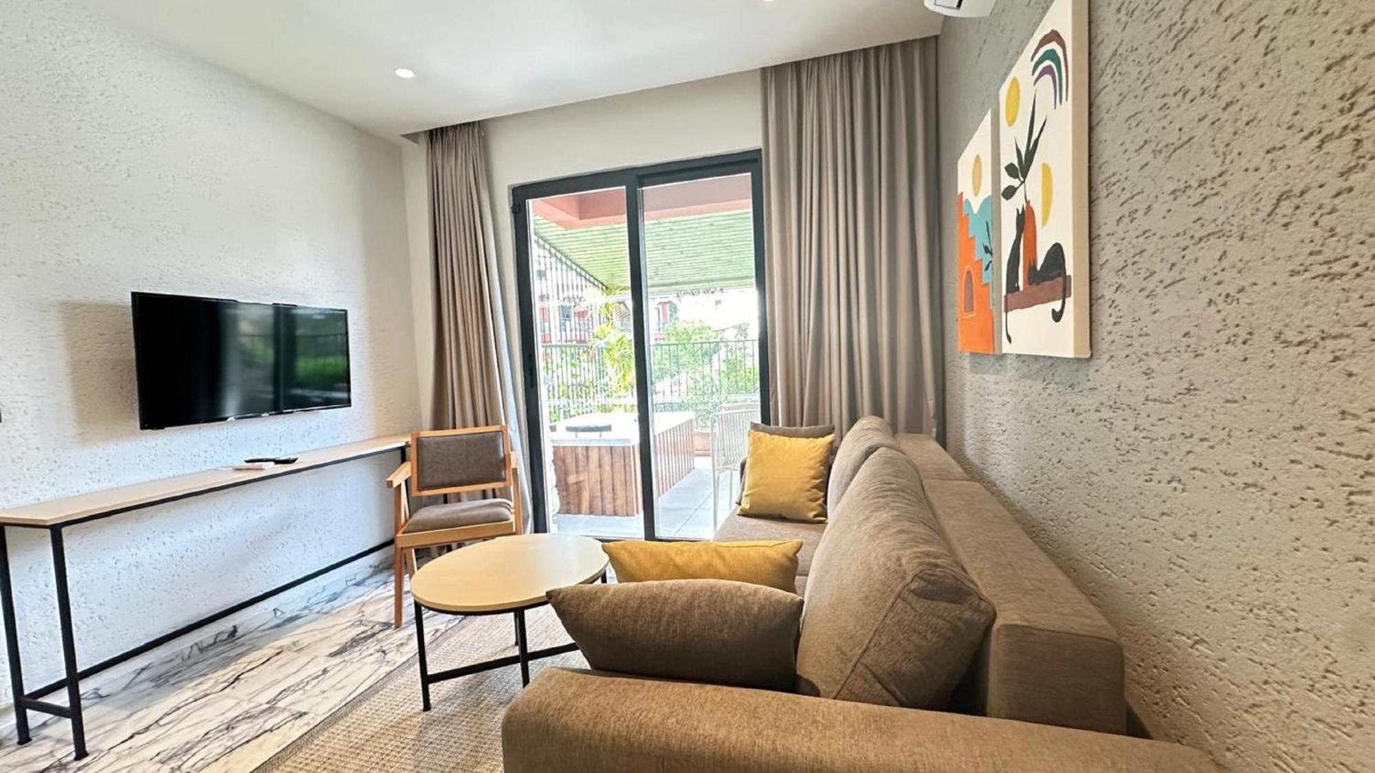 Superior One-Bedroom Apartment Balcony